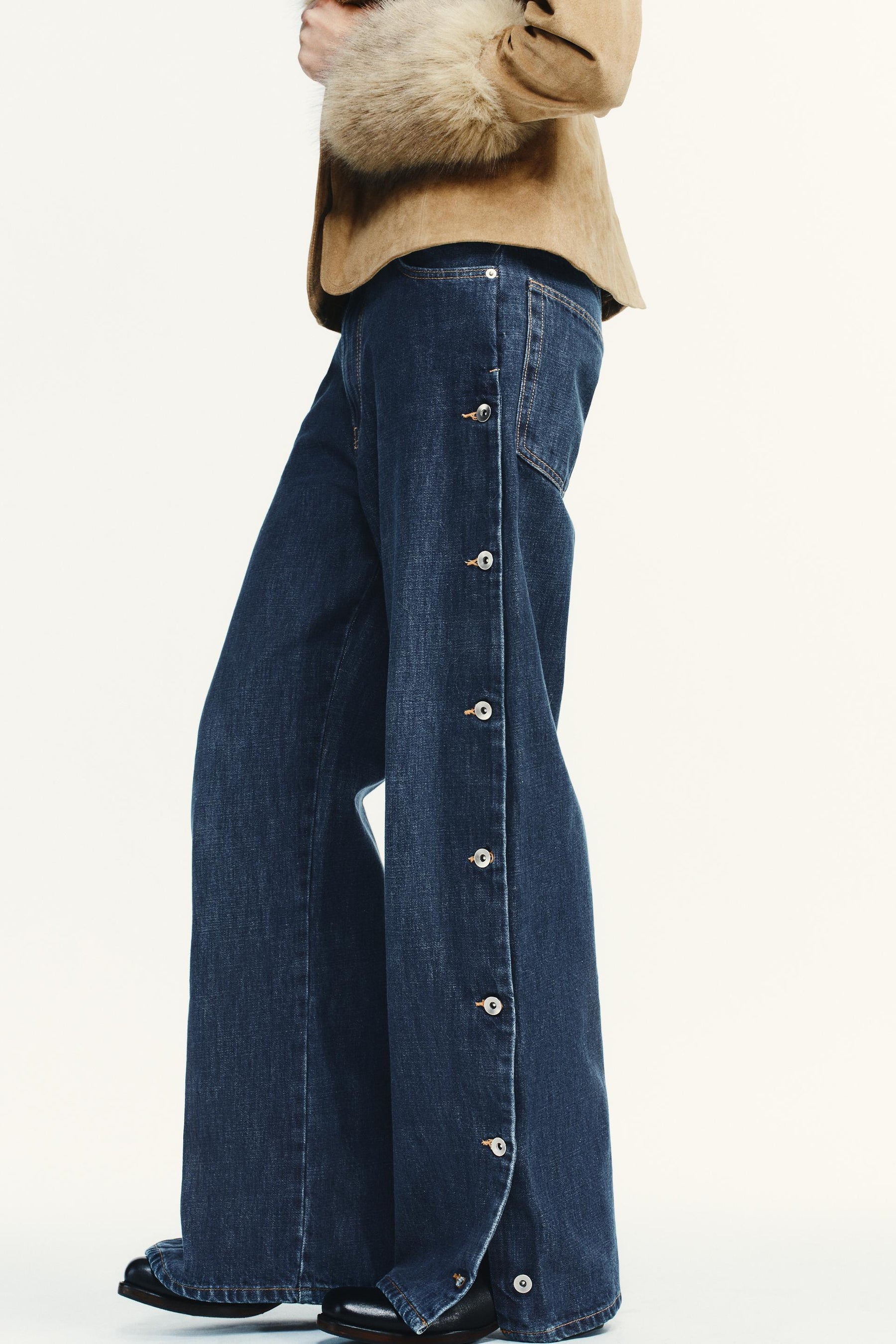 Baggy mid-waist jeans with