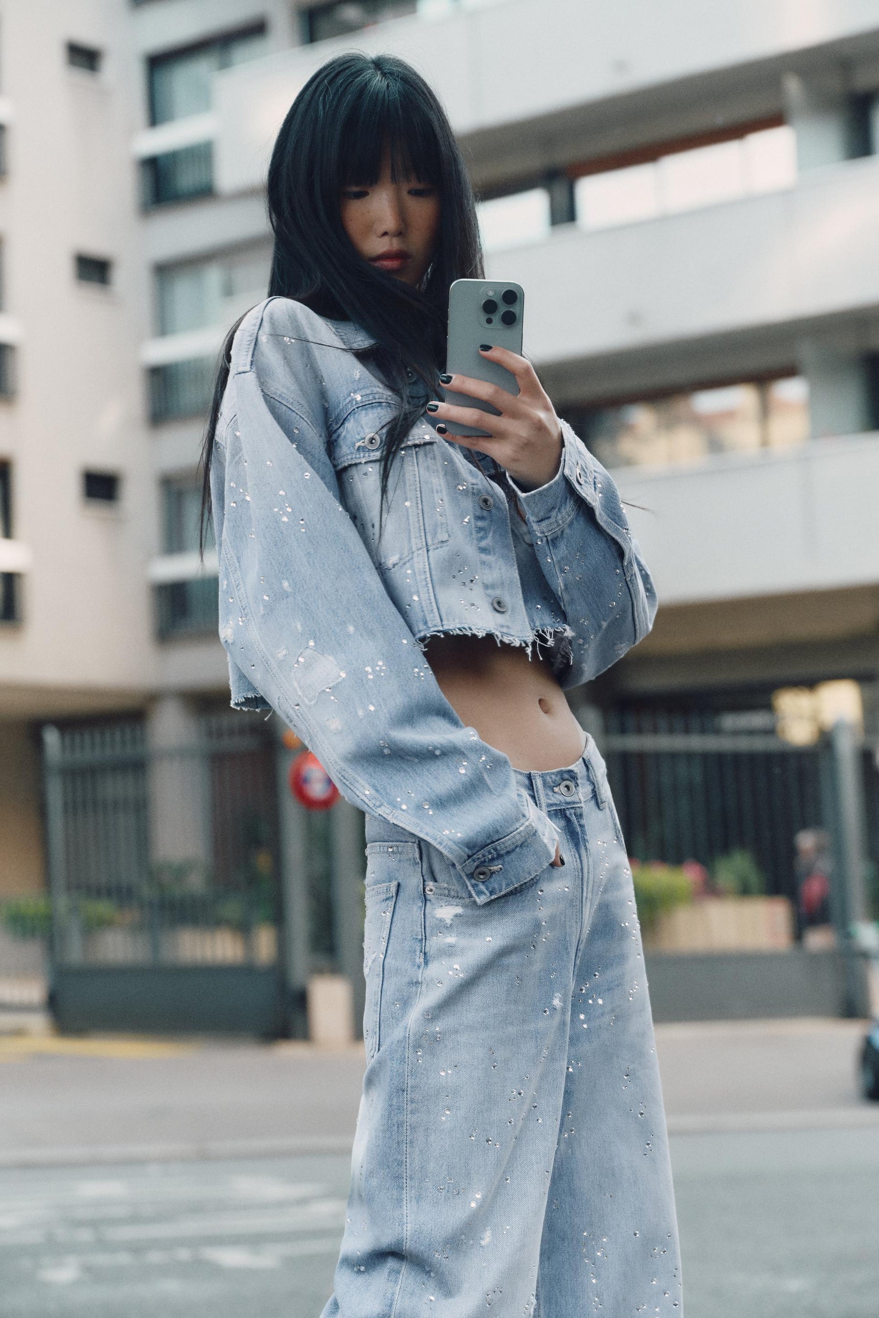 TRF STRASS CROP DENIM JACKET - Image 4