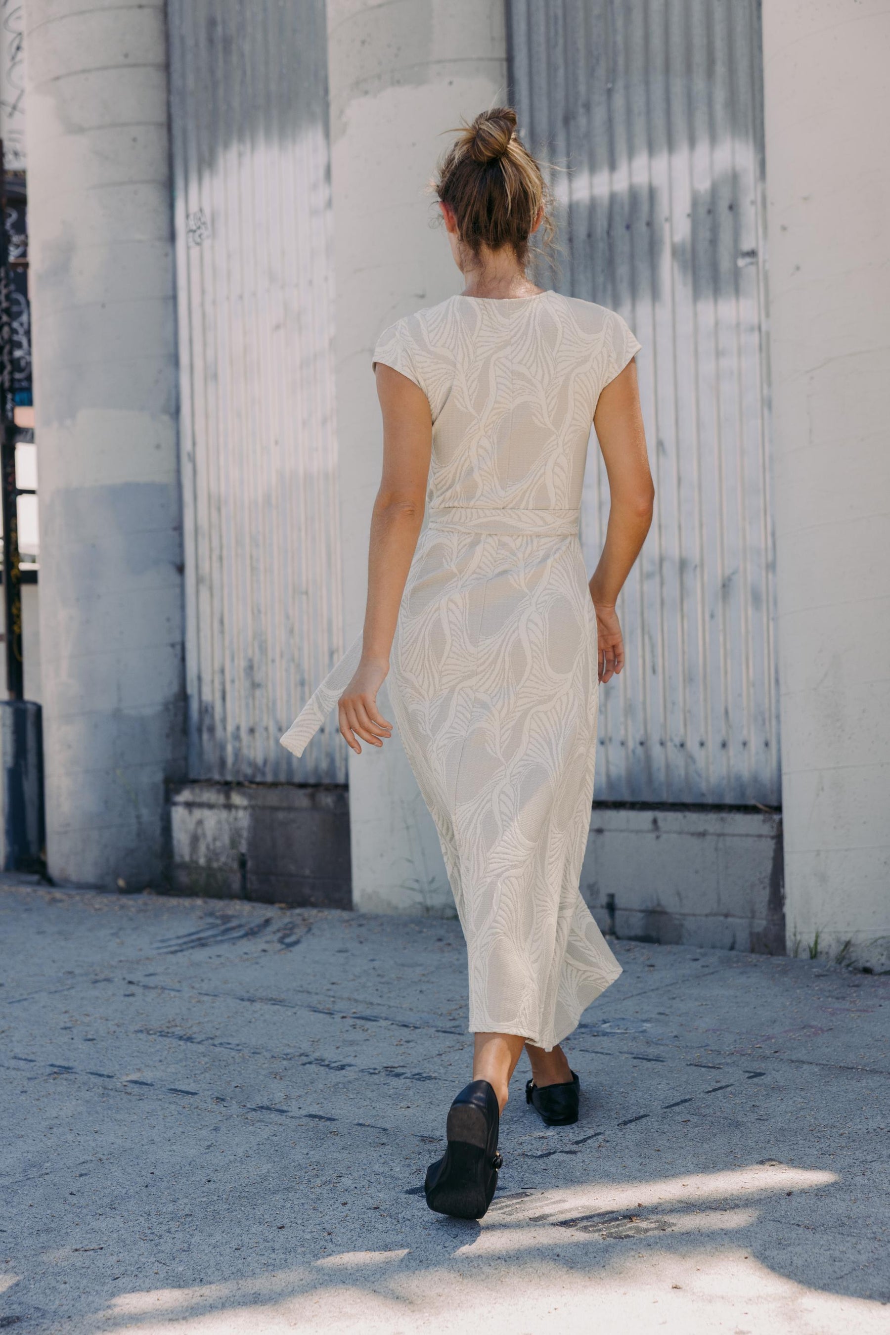 JACQUARD DRESS WITH BELT - Image 3