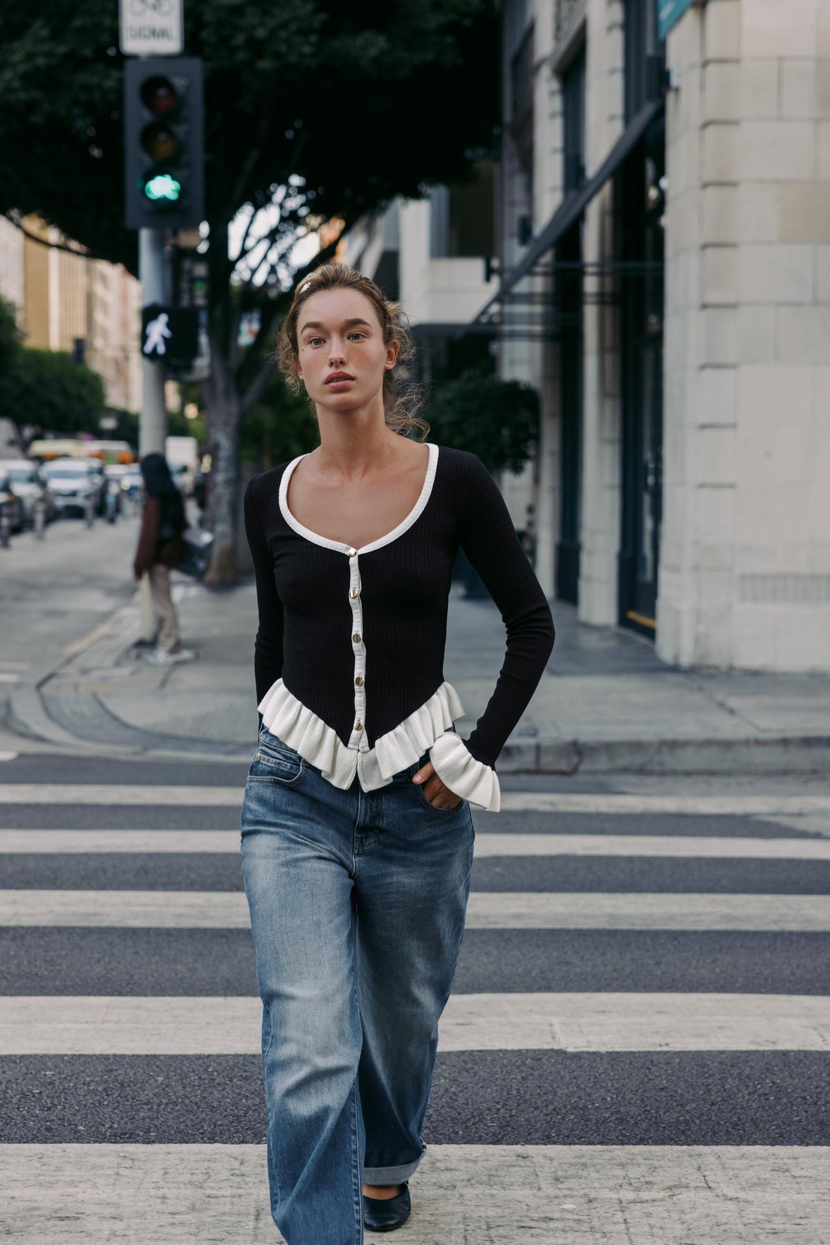 CONTRAST RUFFLE JACKET