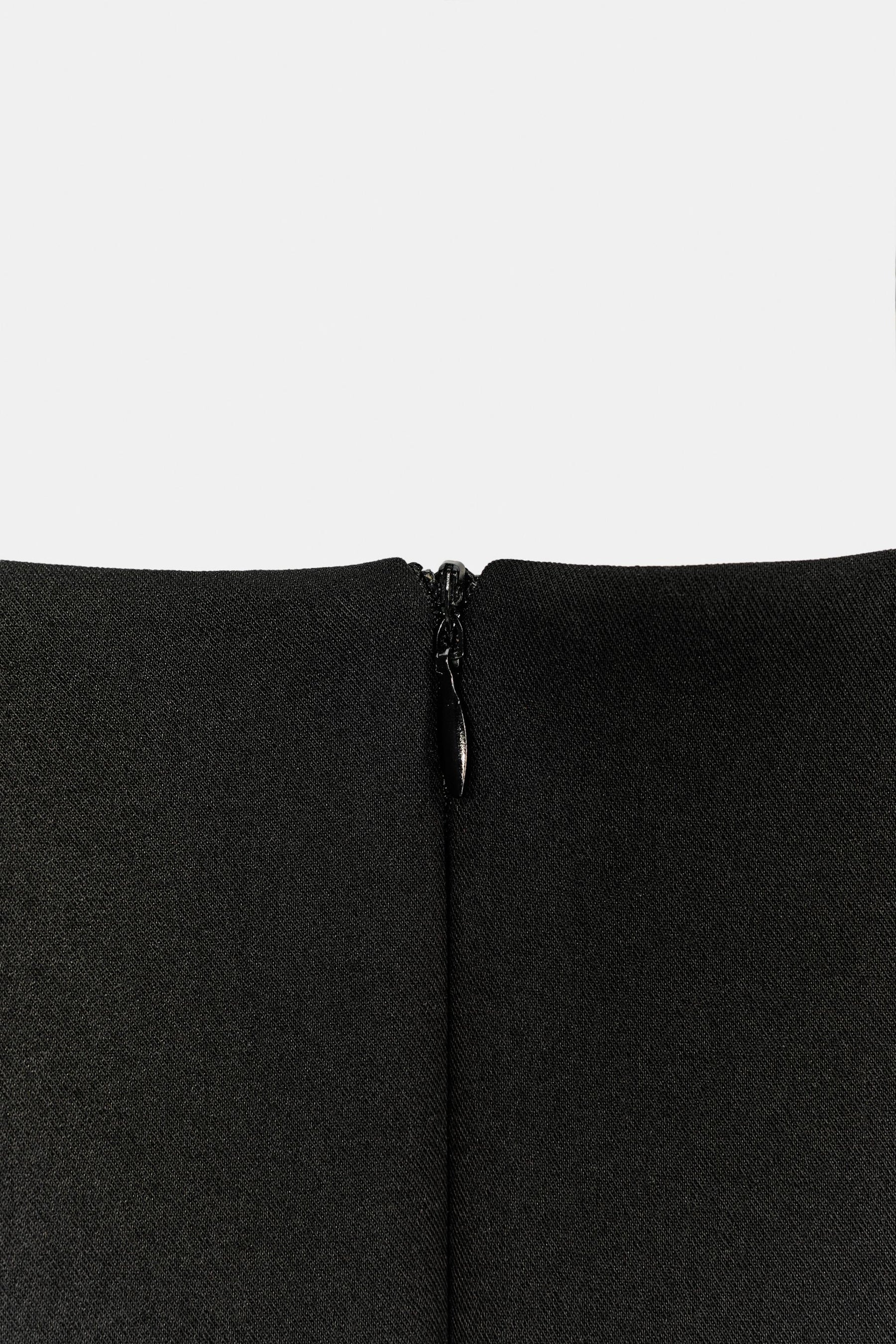 RHINESTONE-BUTTON TOP