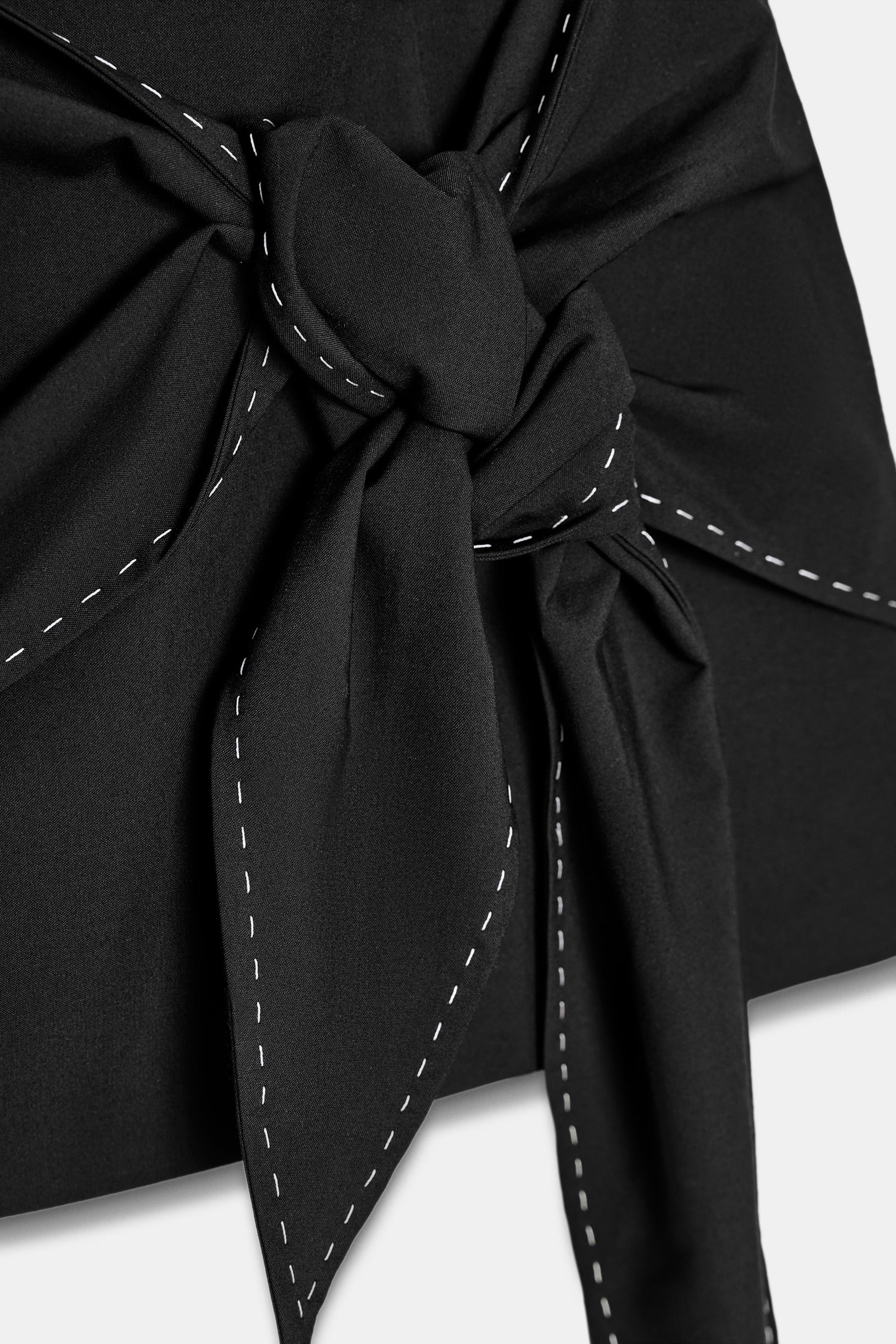 Tie-detail short dress.