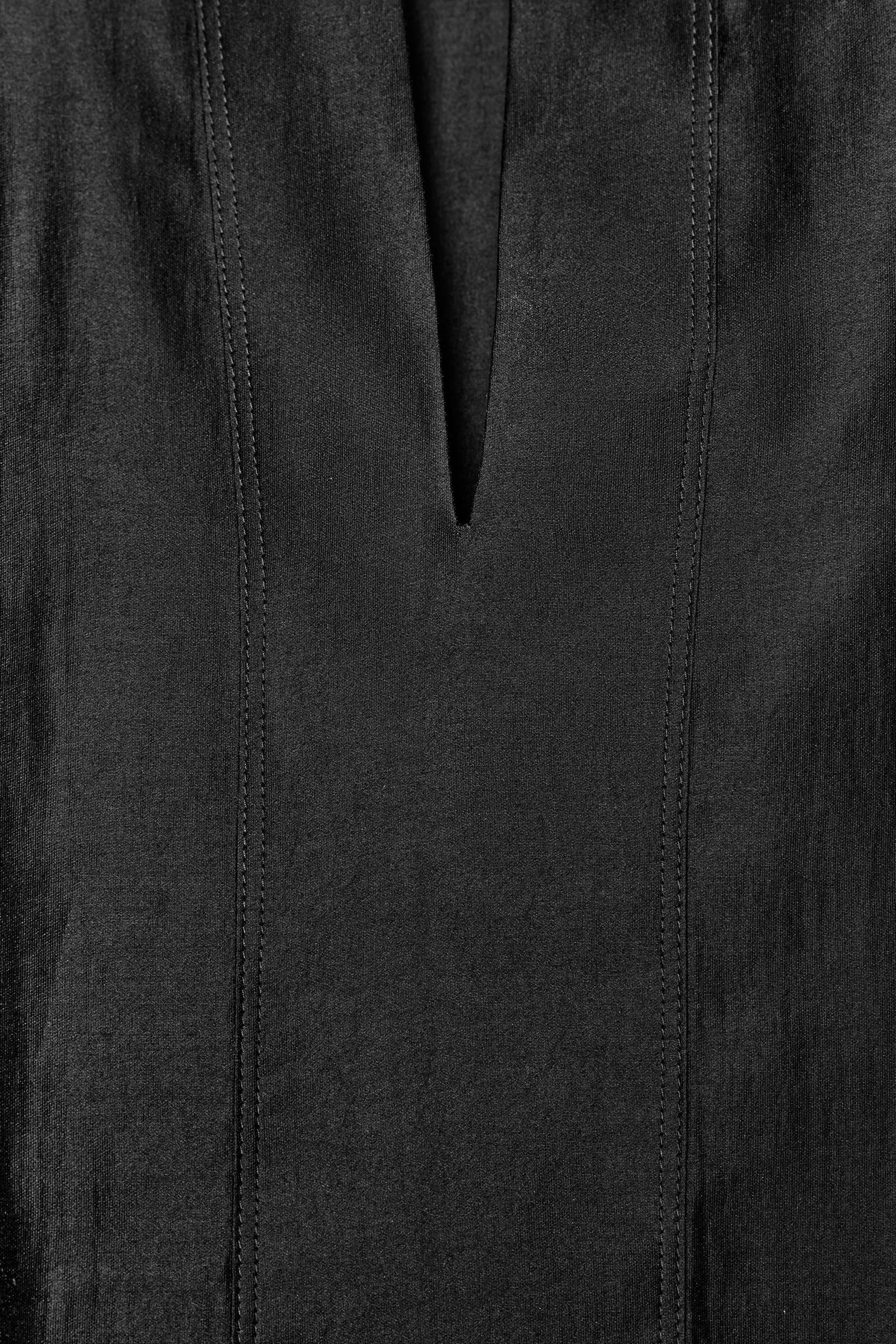 Flowing Shirt with Ties