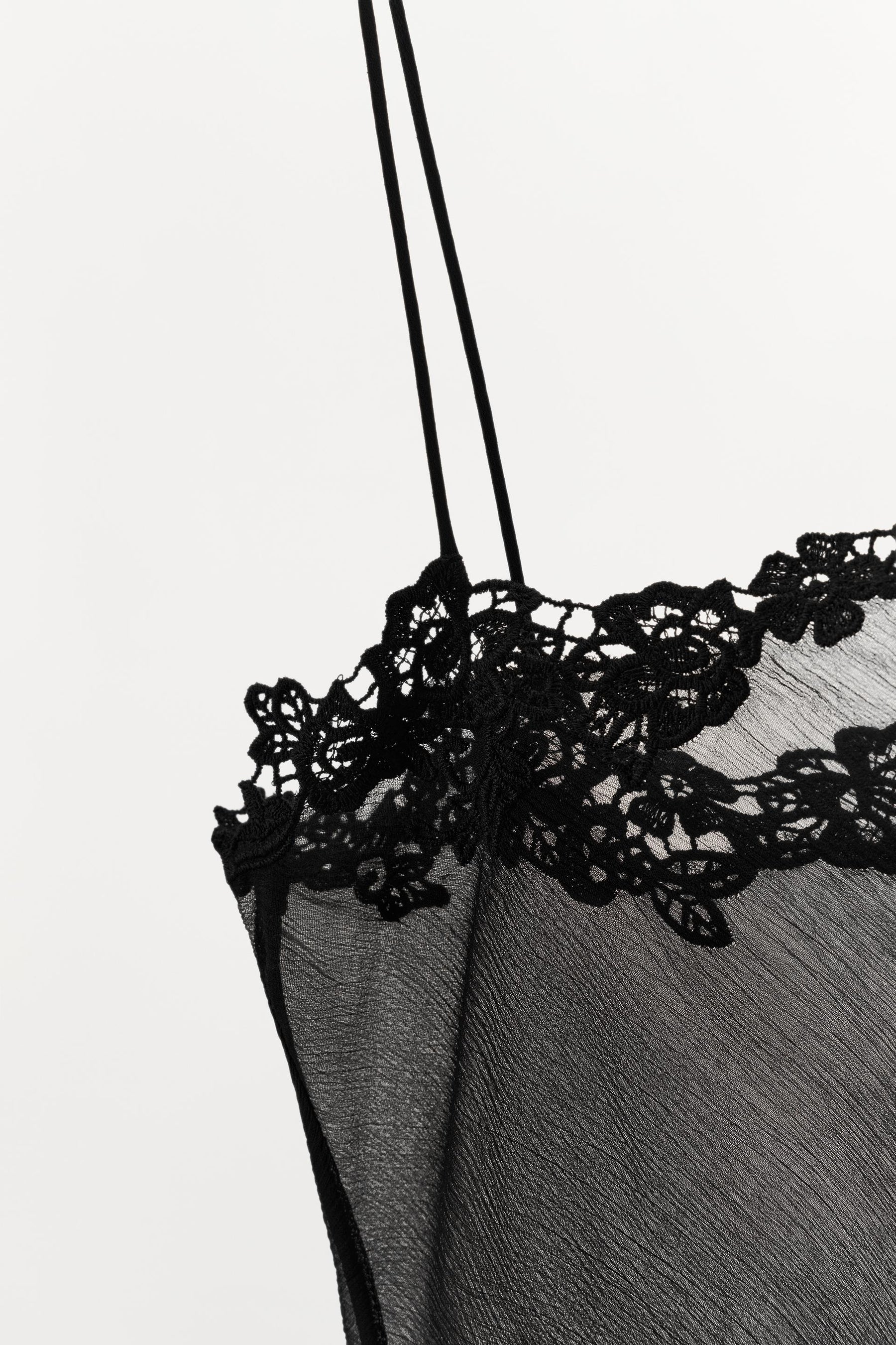 EMBROIDERED GEORGETTE TOP