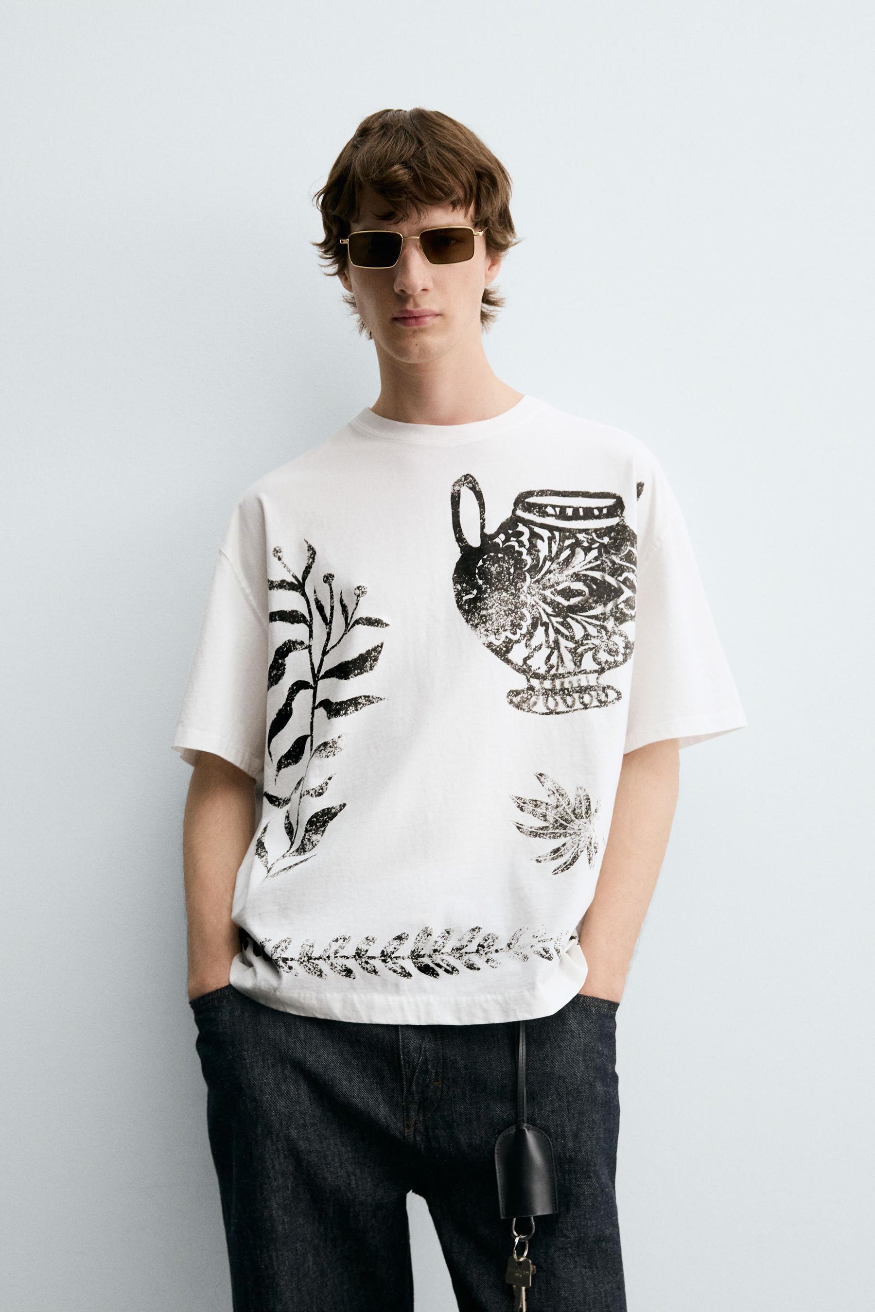 CONTRAST PRINT T-SHIRT - Image 2