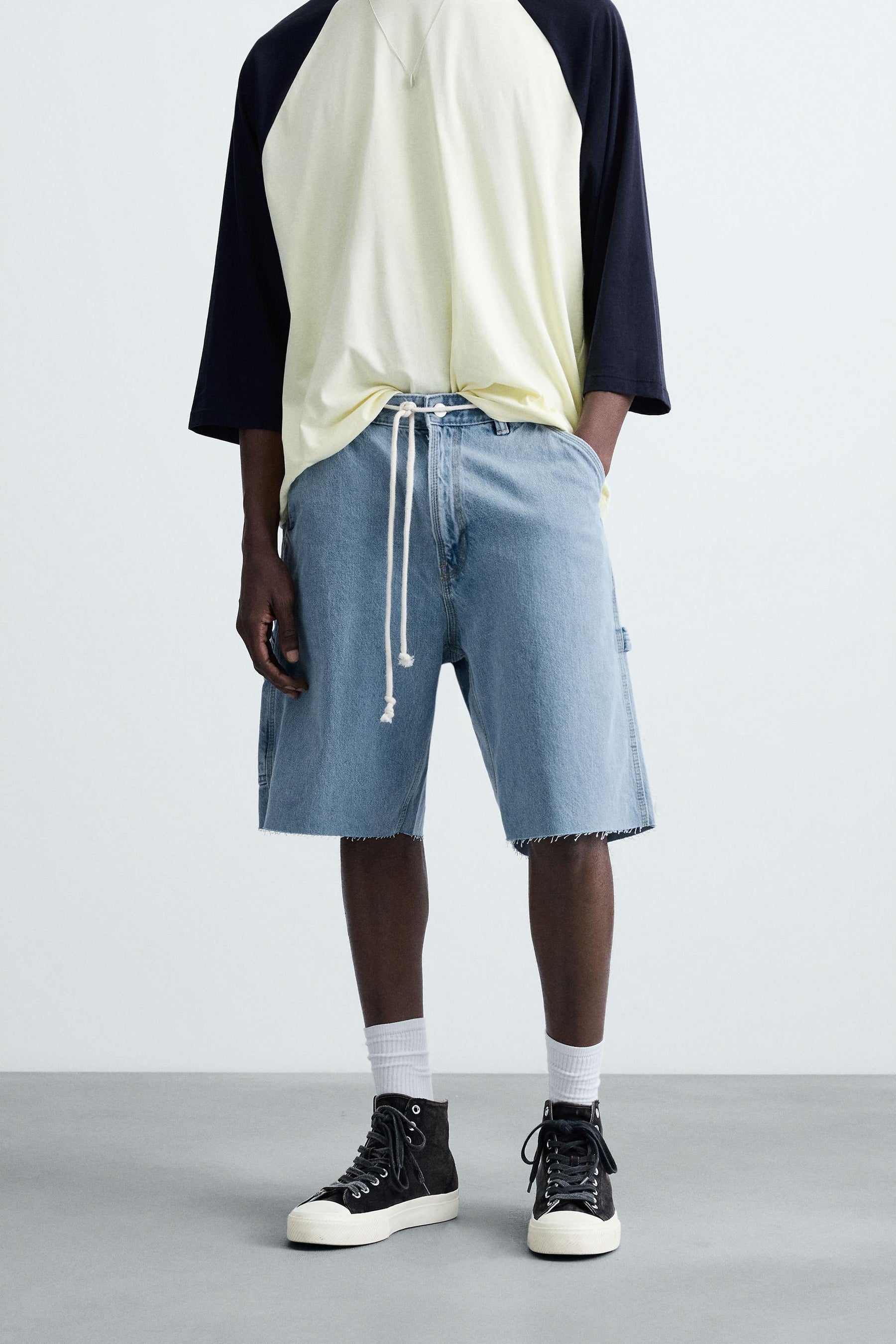 CARPENTER POCKET DENIM BERMUDA SHORTS - Image 2