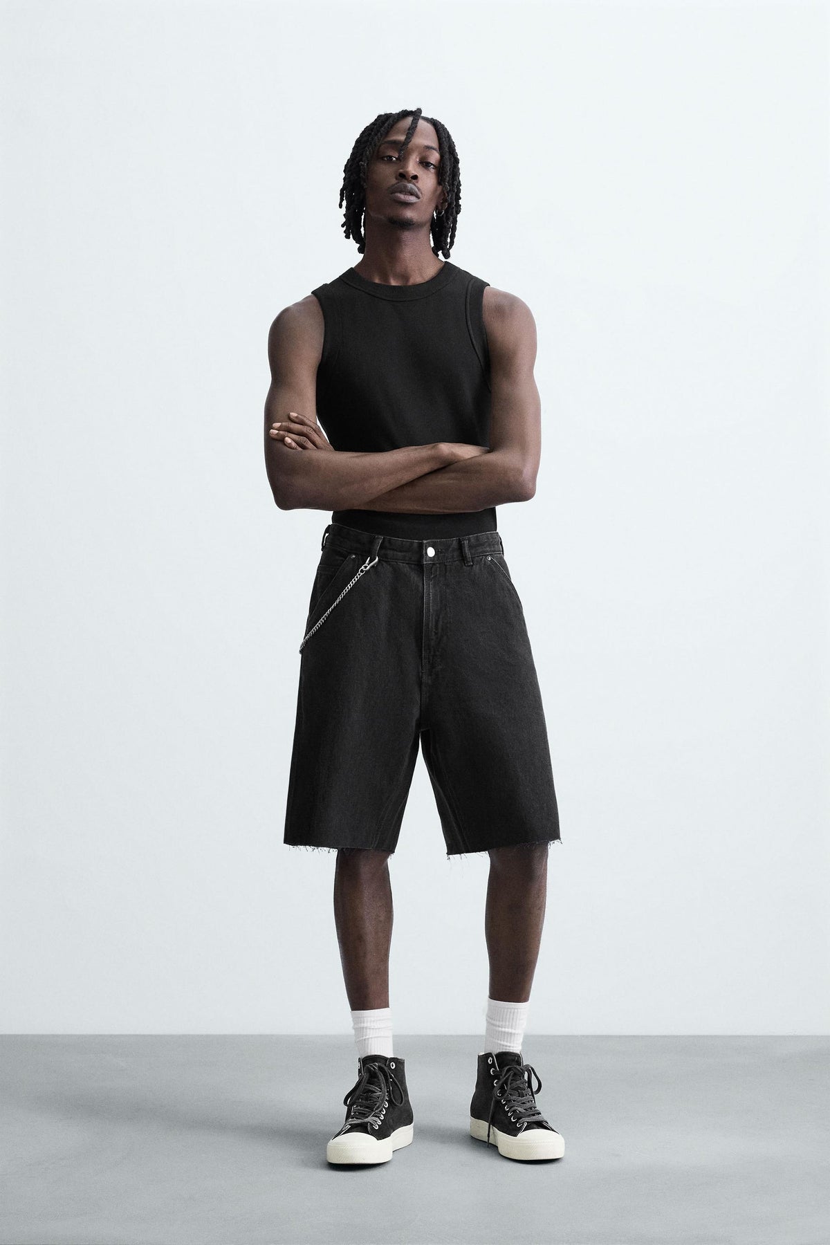 CARPENTER POCKET DENIM BERMUDA SHORTS - Image 1