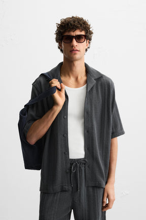 TEXTURED RELAXED FIT SHIRT - Image 2