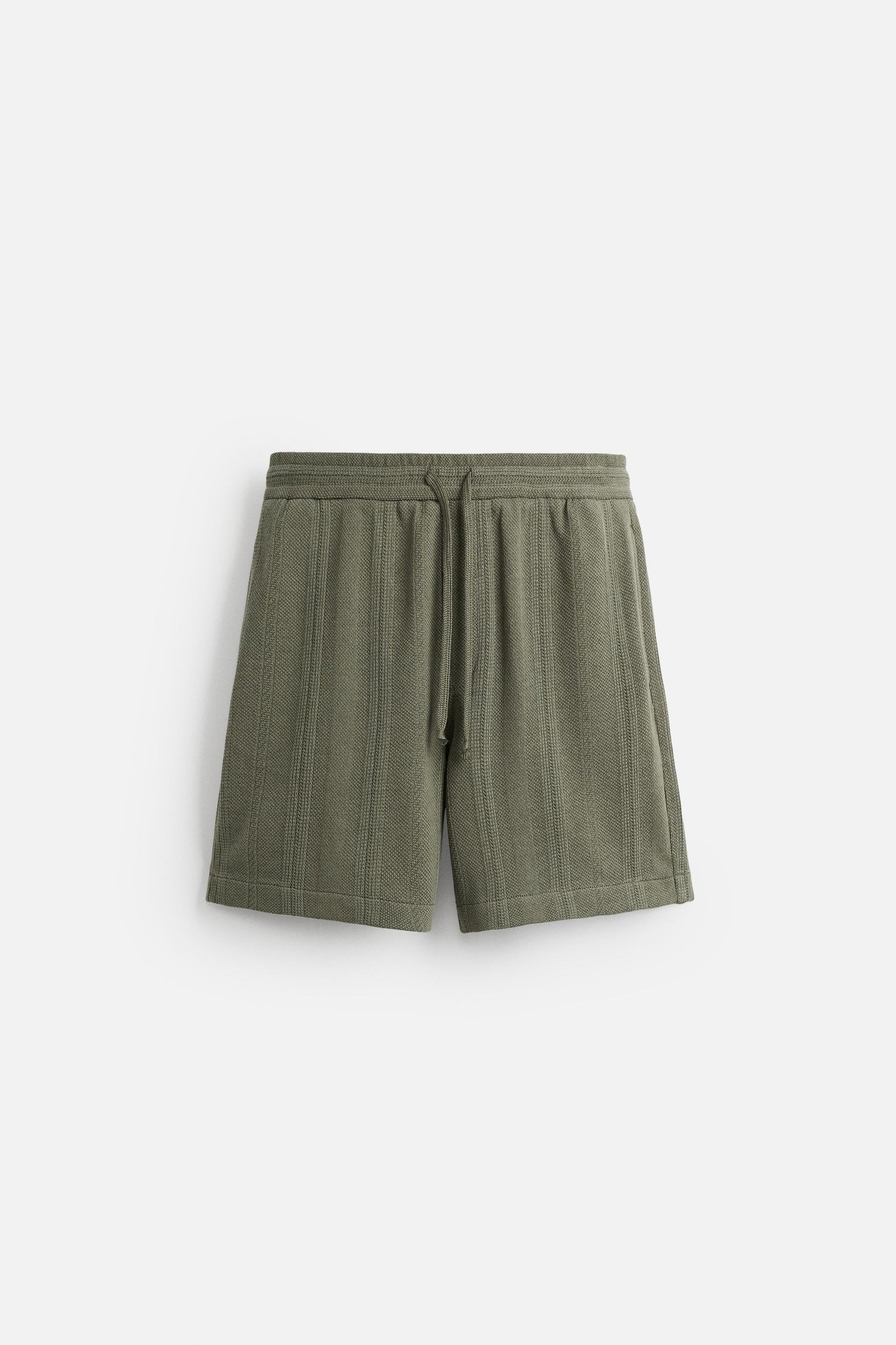 JACQUARD TEXTURED BERMUDA SHORTS - Image 6
