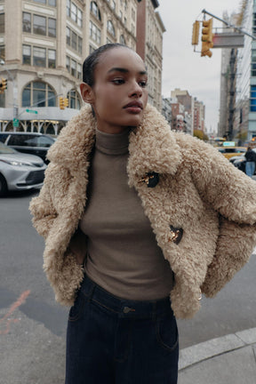 FAUX FUR JACKET WITH FIREMAN CLASP - Image 4