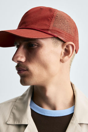 MESH CAP WITH DRAWSTRING - Image 3