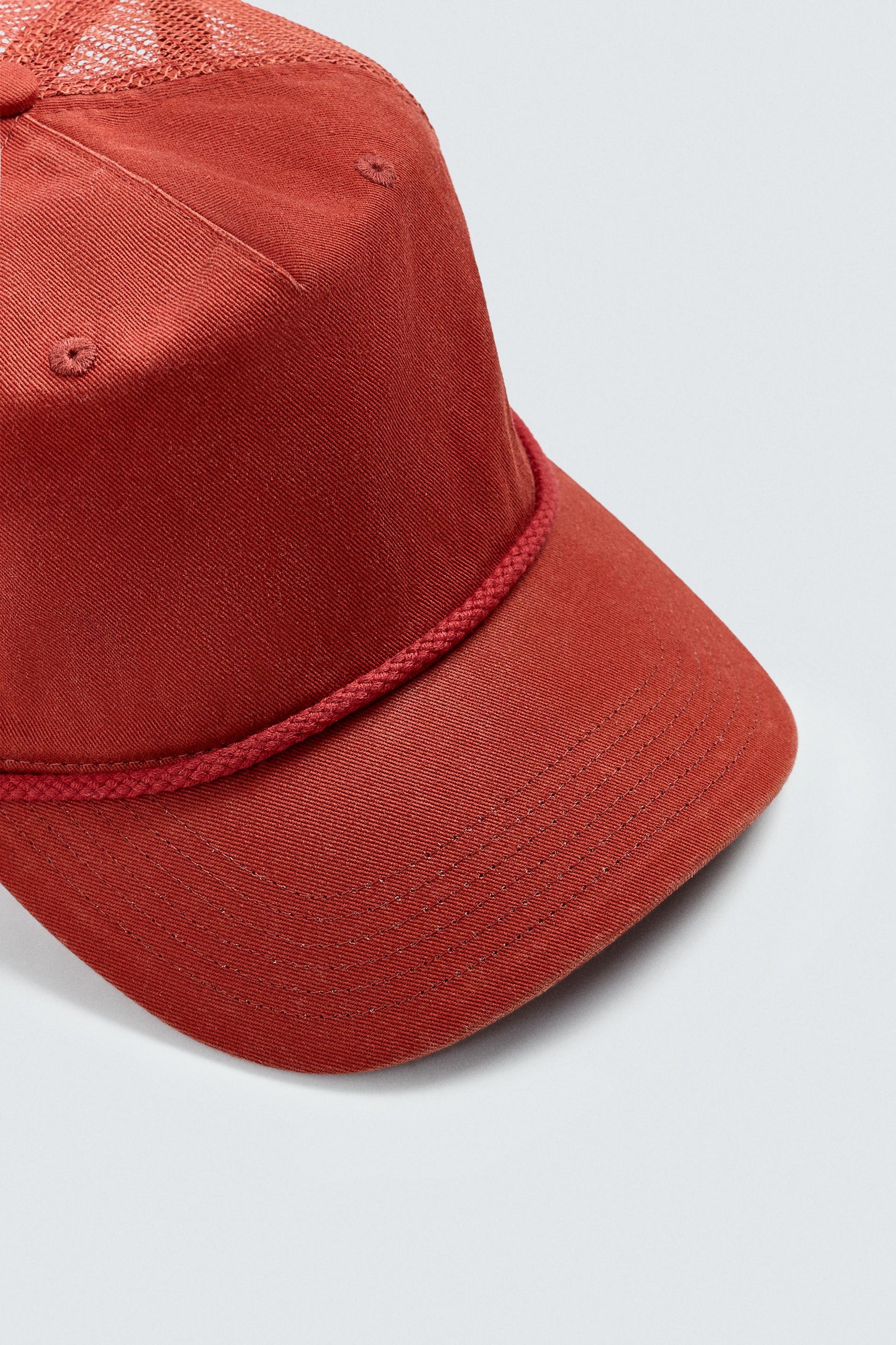 MESH CAP WITH DRAWSTRING - Image 6