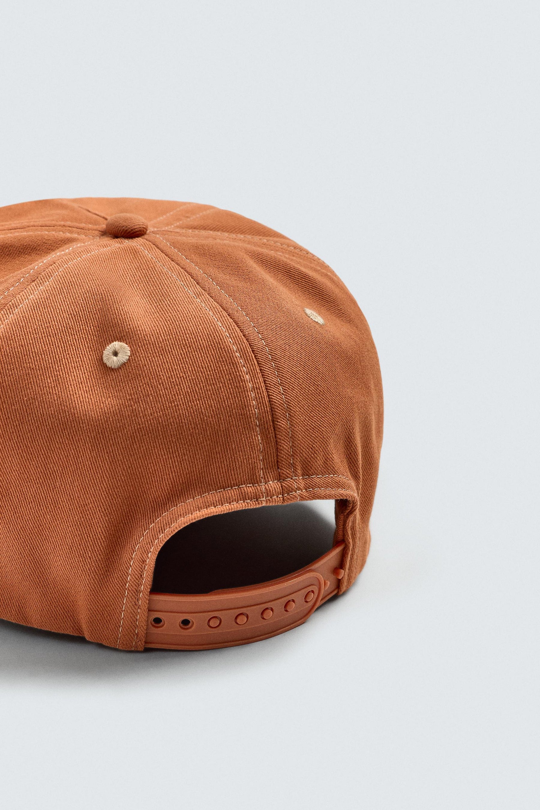 PETER PAN TEXT CAP HARRY LAMBERT FOR X DISNEY - Image 7