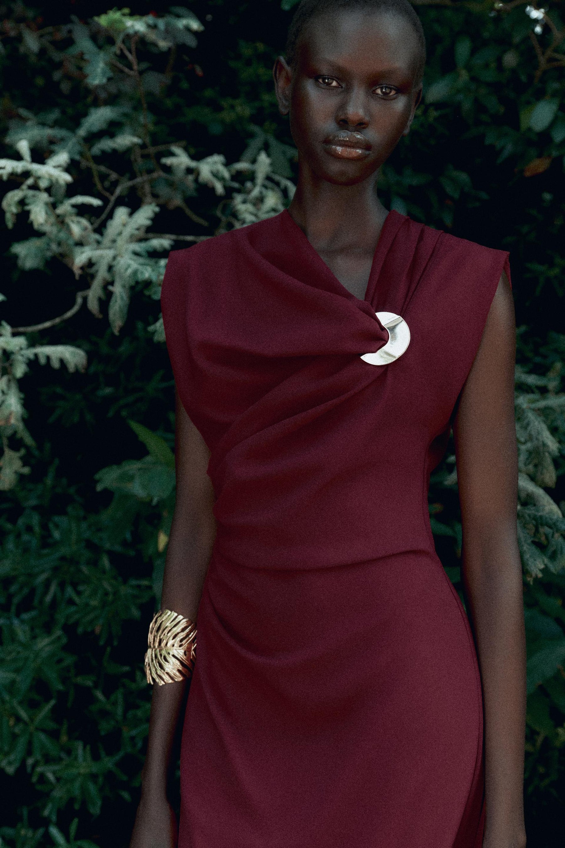 GOLD APPLIQUÉ MIDI DRESS - Image 3