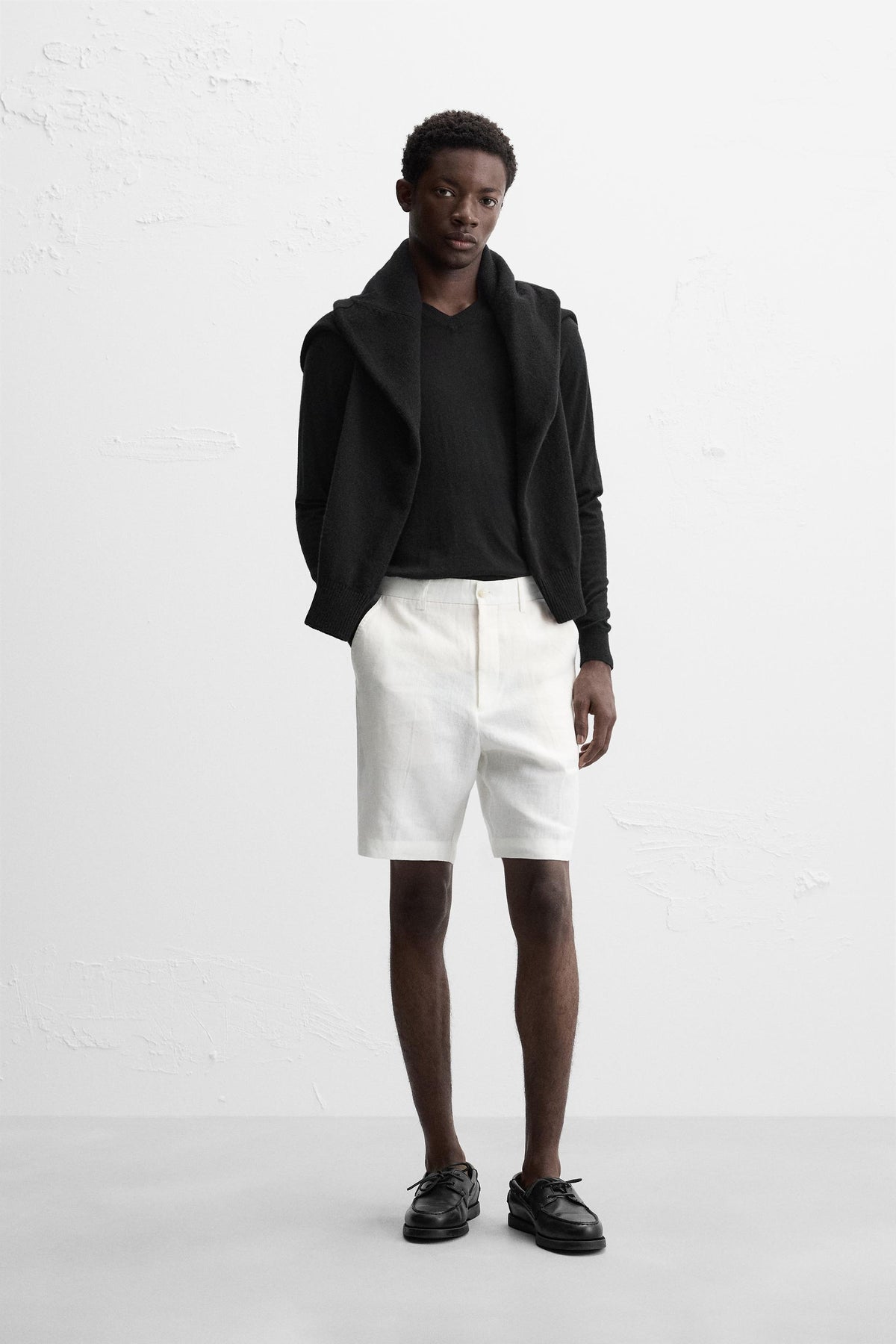 LINEN/COTTON BERMUDA SHORTS - Image 1