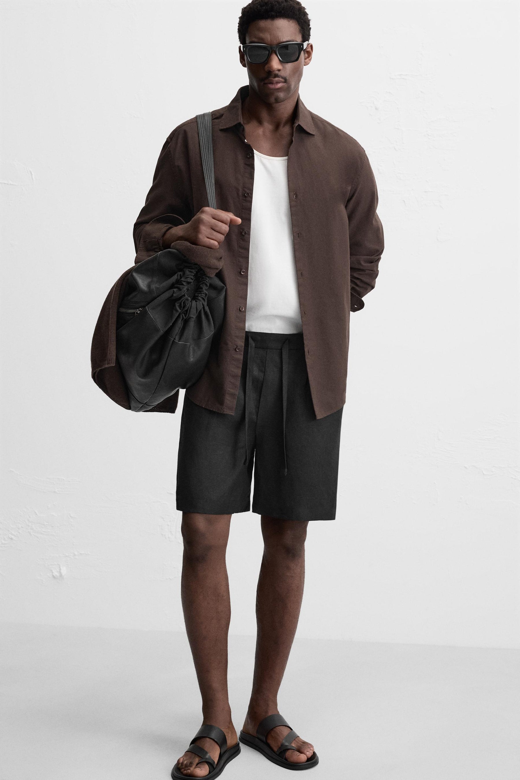 100% LINEN BERMUDA SHORTS - Image 5