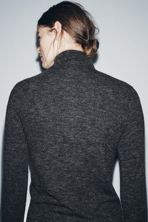 SOFT HIGH NECK JACKET - Image 5