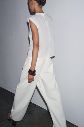 Sleeveless Ladder Stitch Blouse