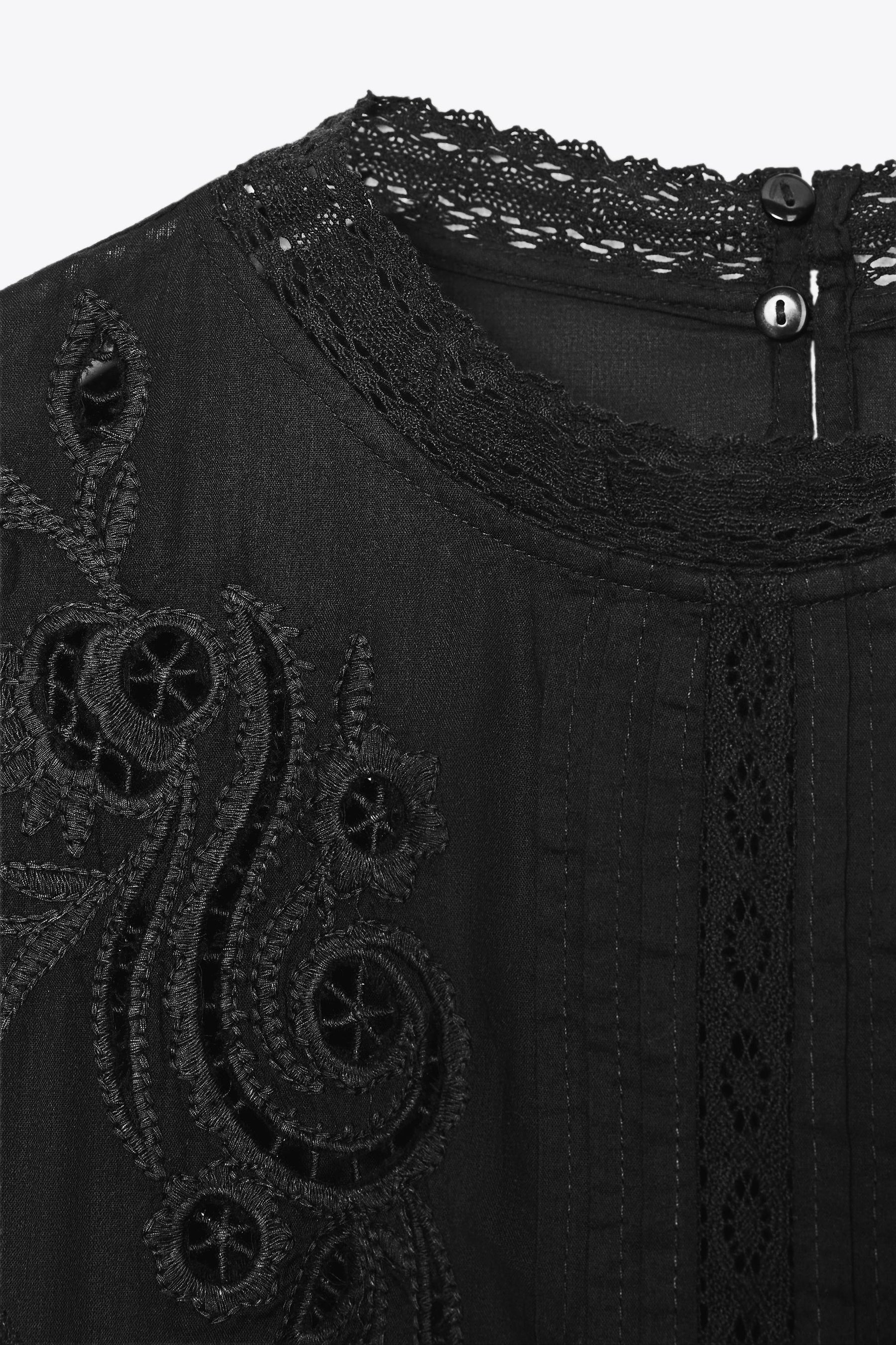 Embroidered Romantic Blouse