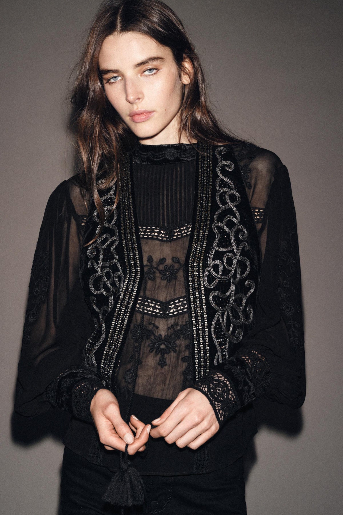 EMBROIDERED VELVET WAISTCOAT ZW COLLECTION - Image 1