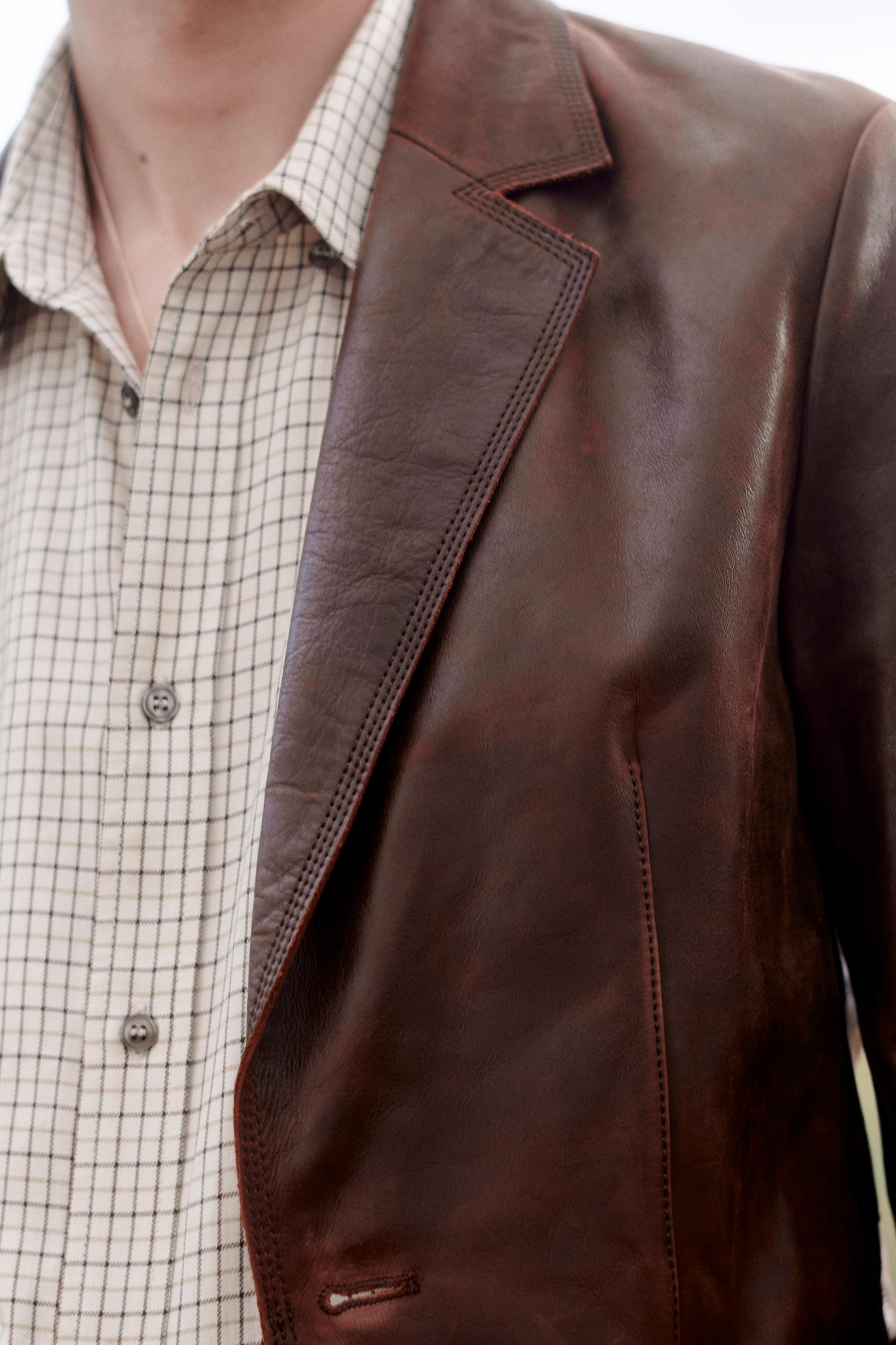 LIMITED EDITION LEATHER SUIT BLAZER - Image 5