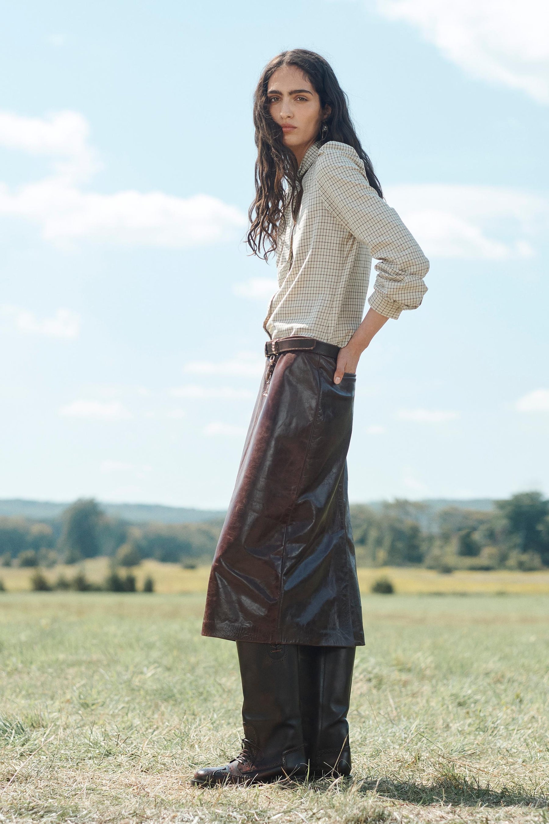 100% LEATHER STRAIGHT SKIRT