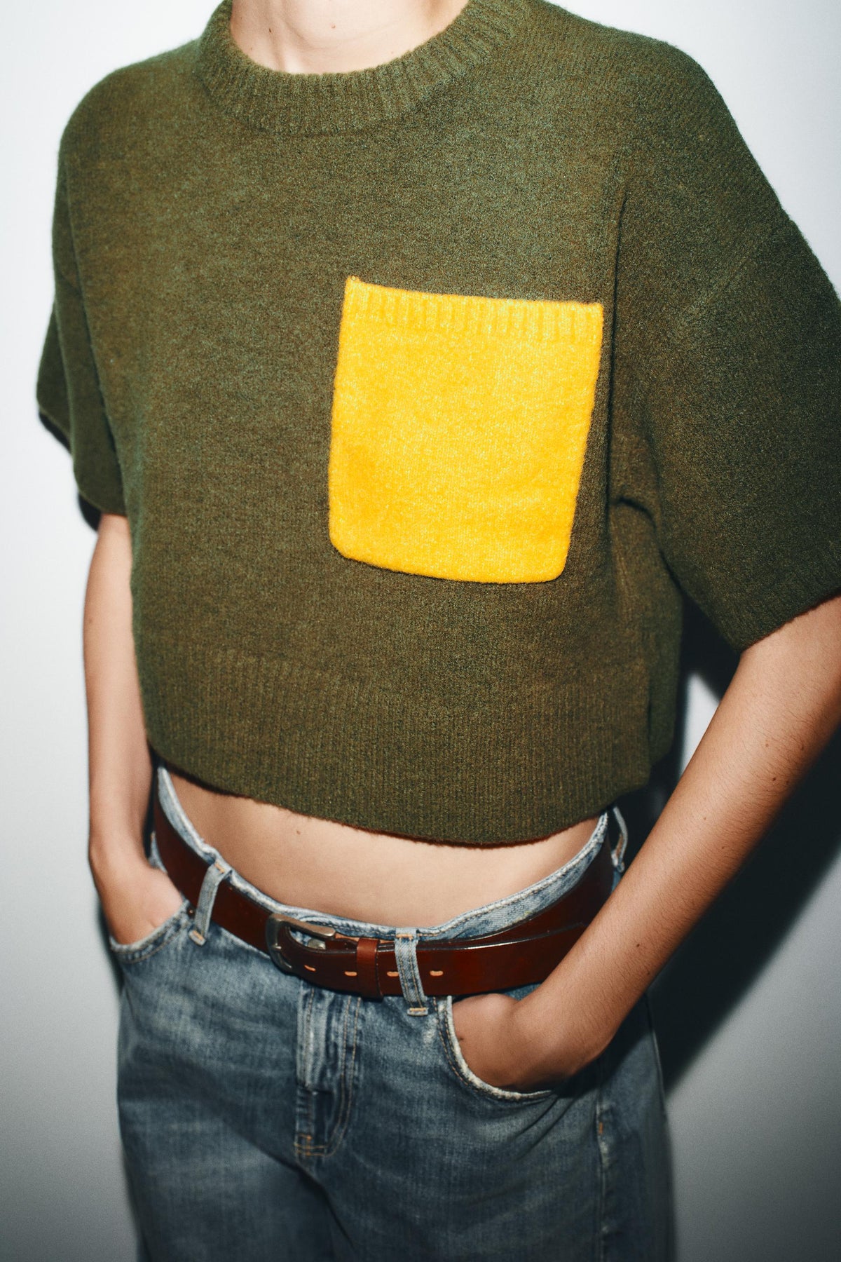 SHORT SLEEVE KNIT SWEATER - Image 2
