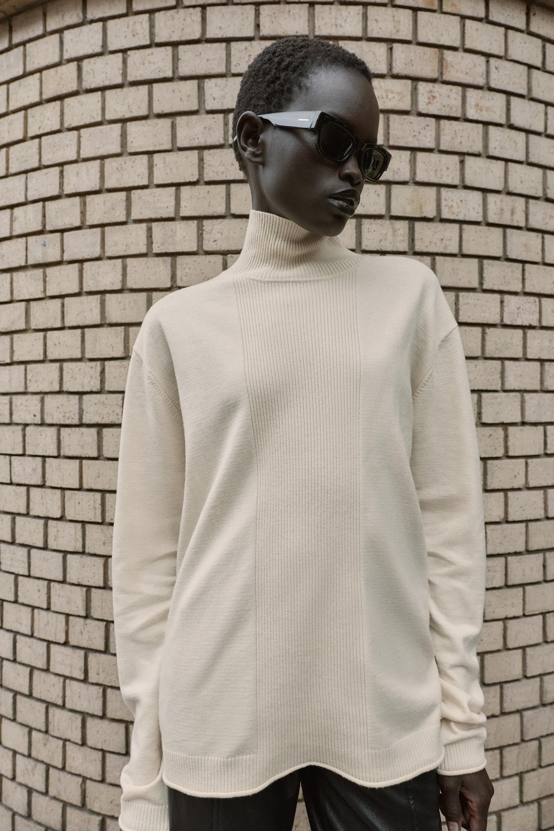 OVERSIZE KNIT JUMPER