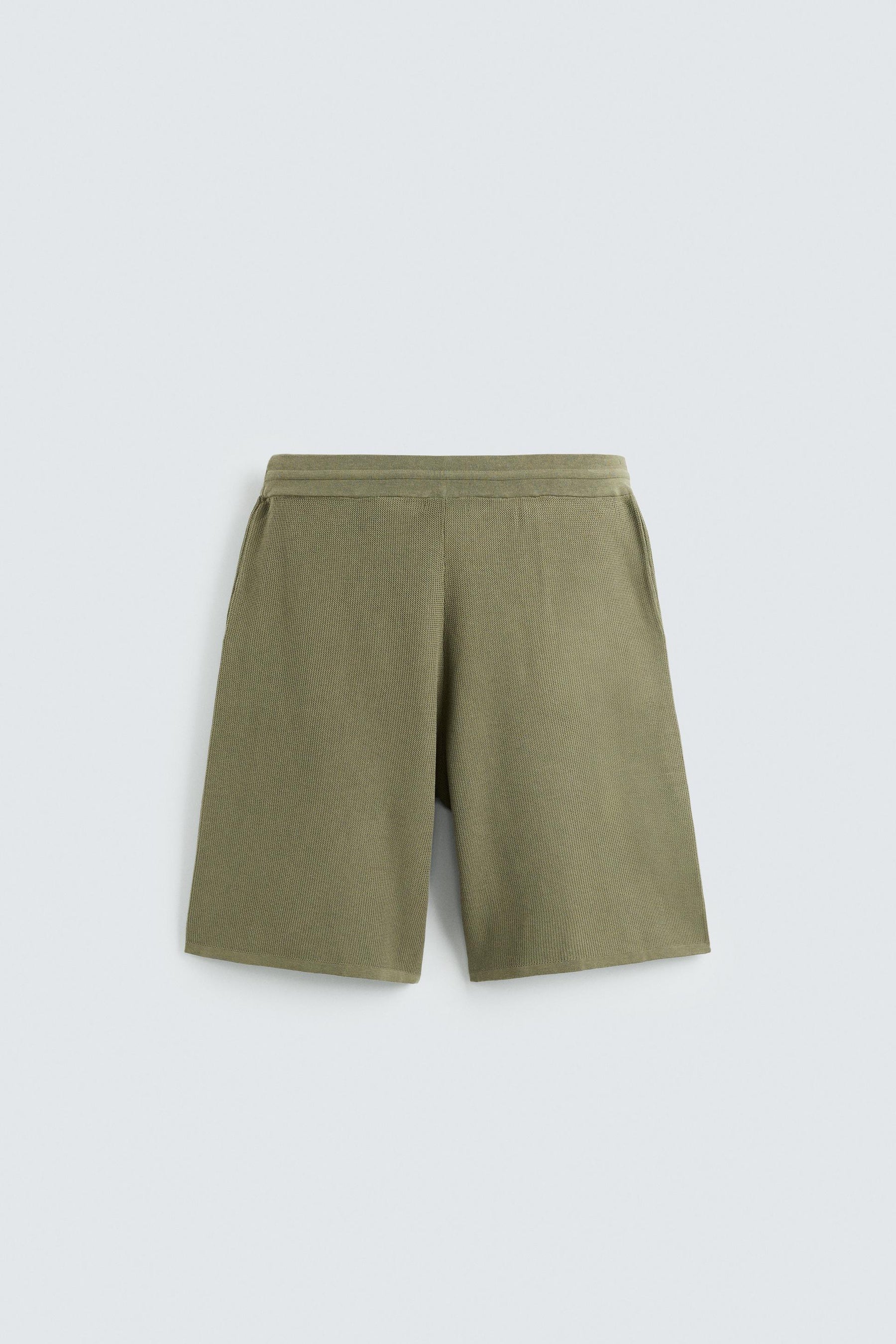 TEXTURED KNITTED BERMUDA SHORTS - Image 7