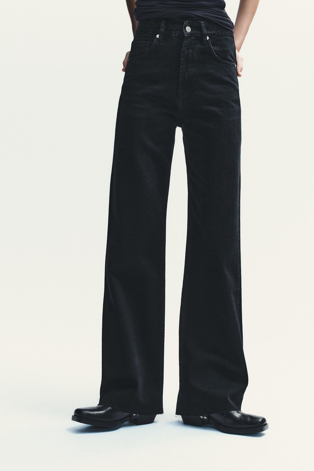 High-Rise Wide Jeans