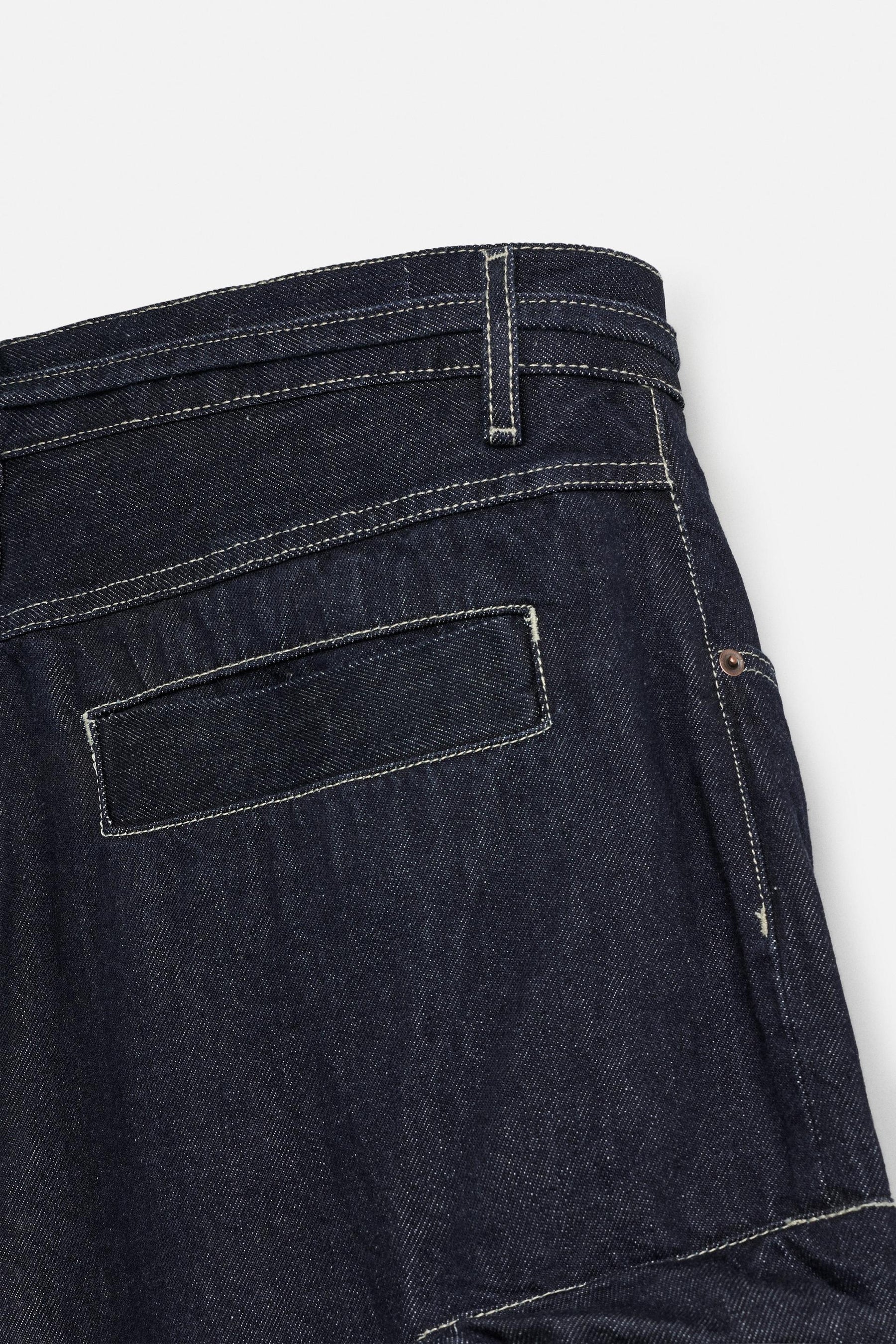 WIDE-LEG DENIM CARGO BERMUDA SHORTS - Image 9