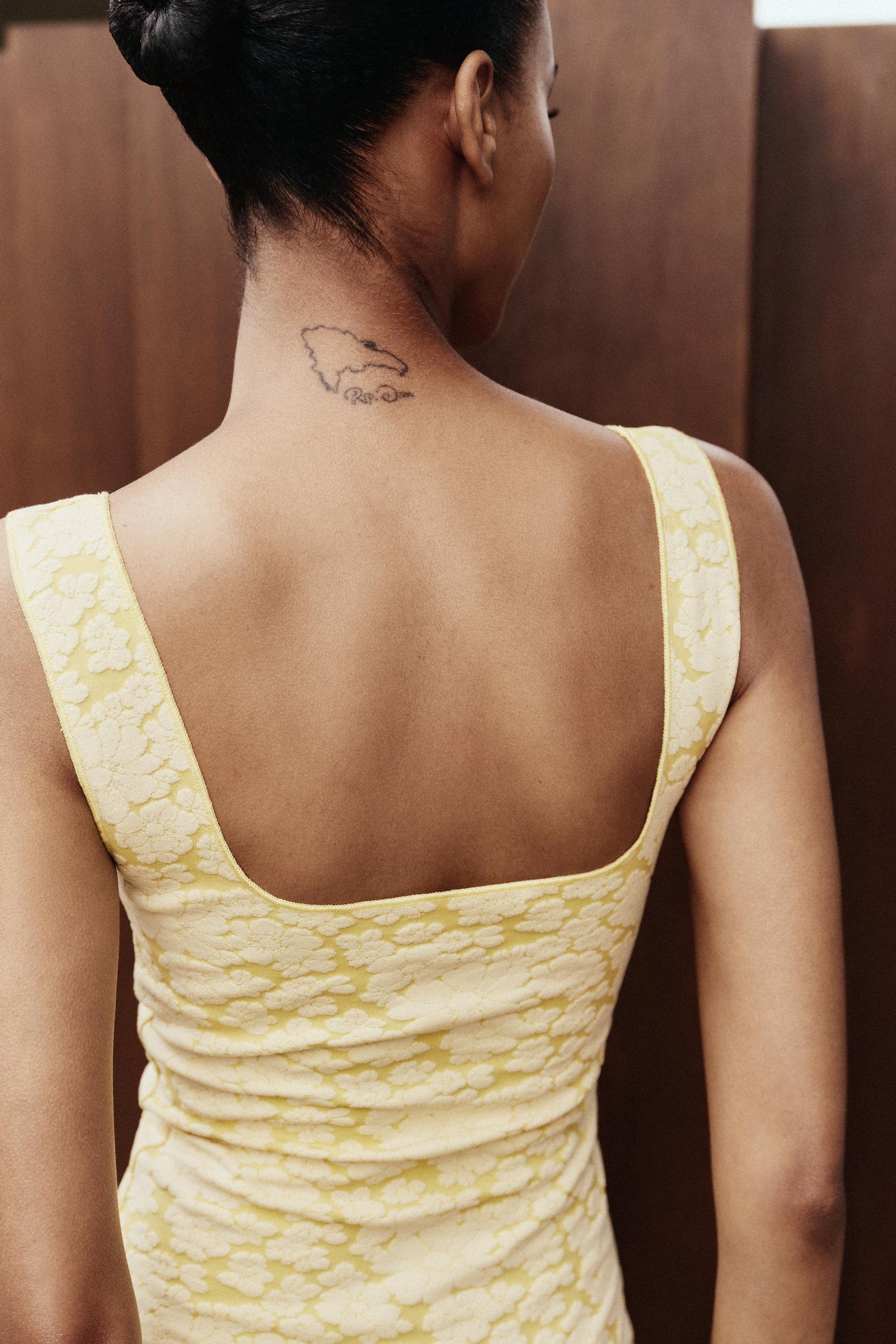 STRETCH SQUARE NECK DRESS - Image 4