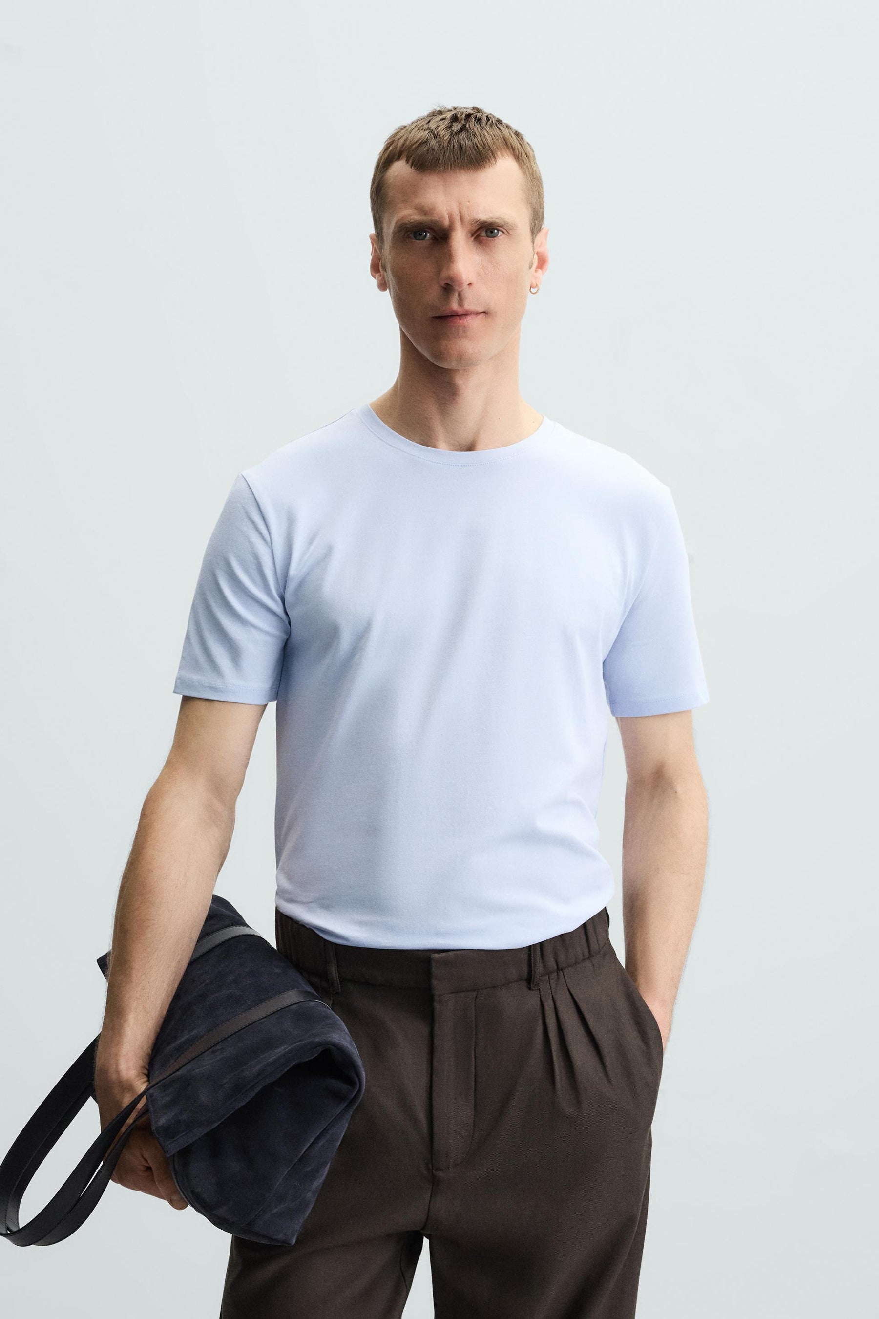 BASIC SLIM FIT T-SHIRT - Image 2