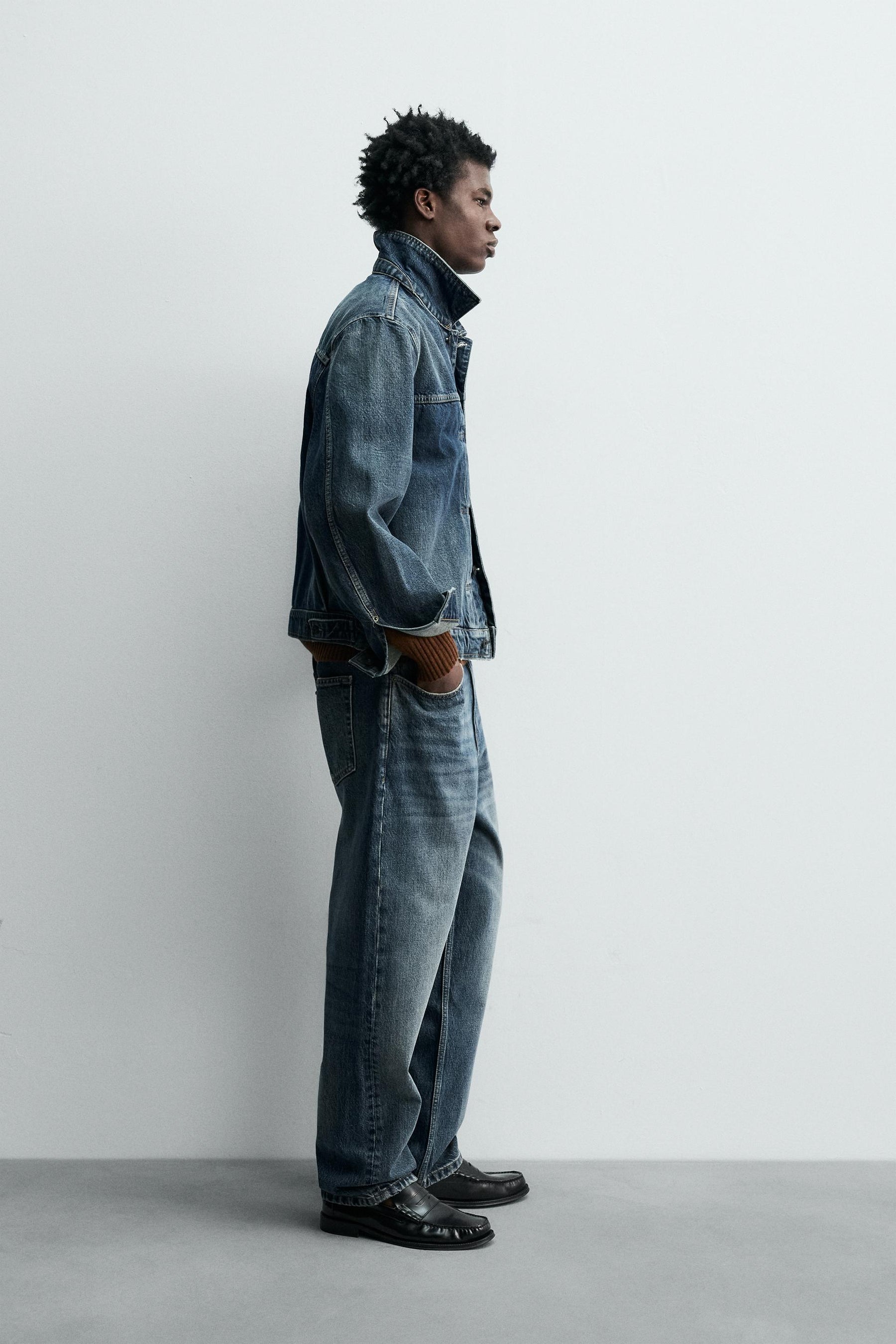 PLEATED DENIM JACKET - Image 4