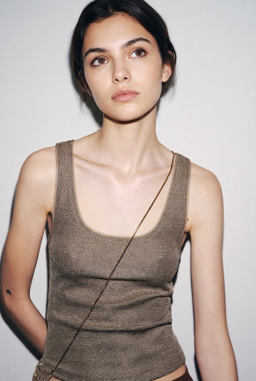 TEXTURED METALLIC TOP