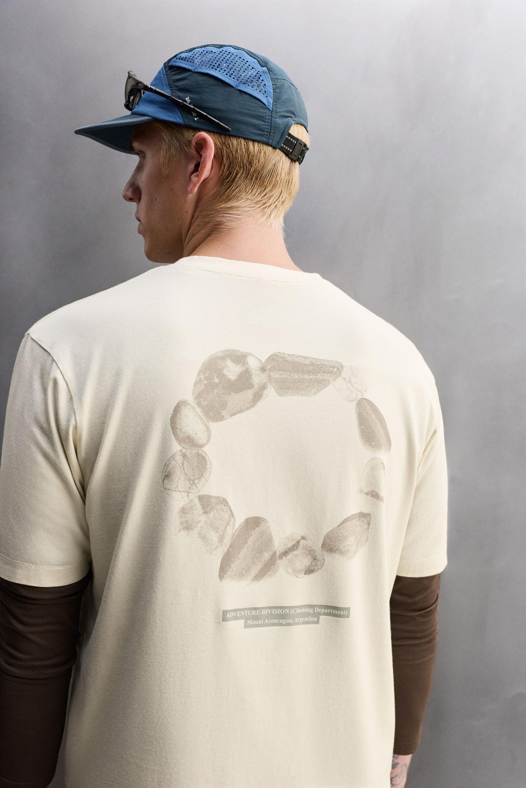 GRAPHIC PRINT T-SHIRT - Image 6