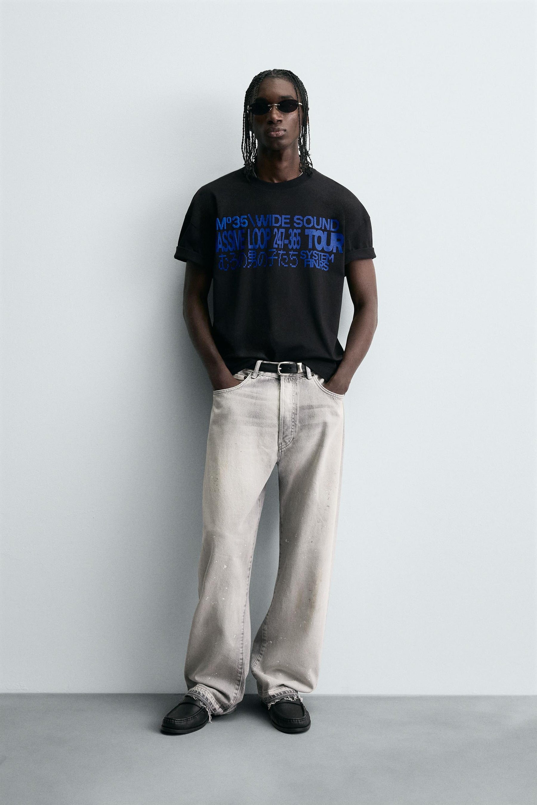 T-SHIRT WITH GRAPHIC SLOGAN - Image 1