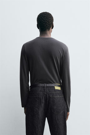 LIGHTWEIGHT LONG SLEEVE T-SHIRT - Image 3