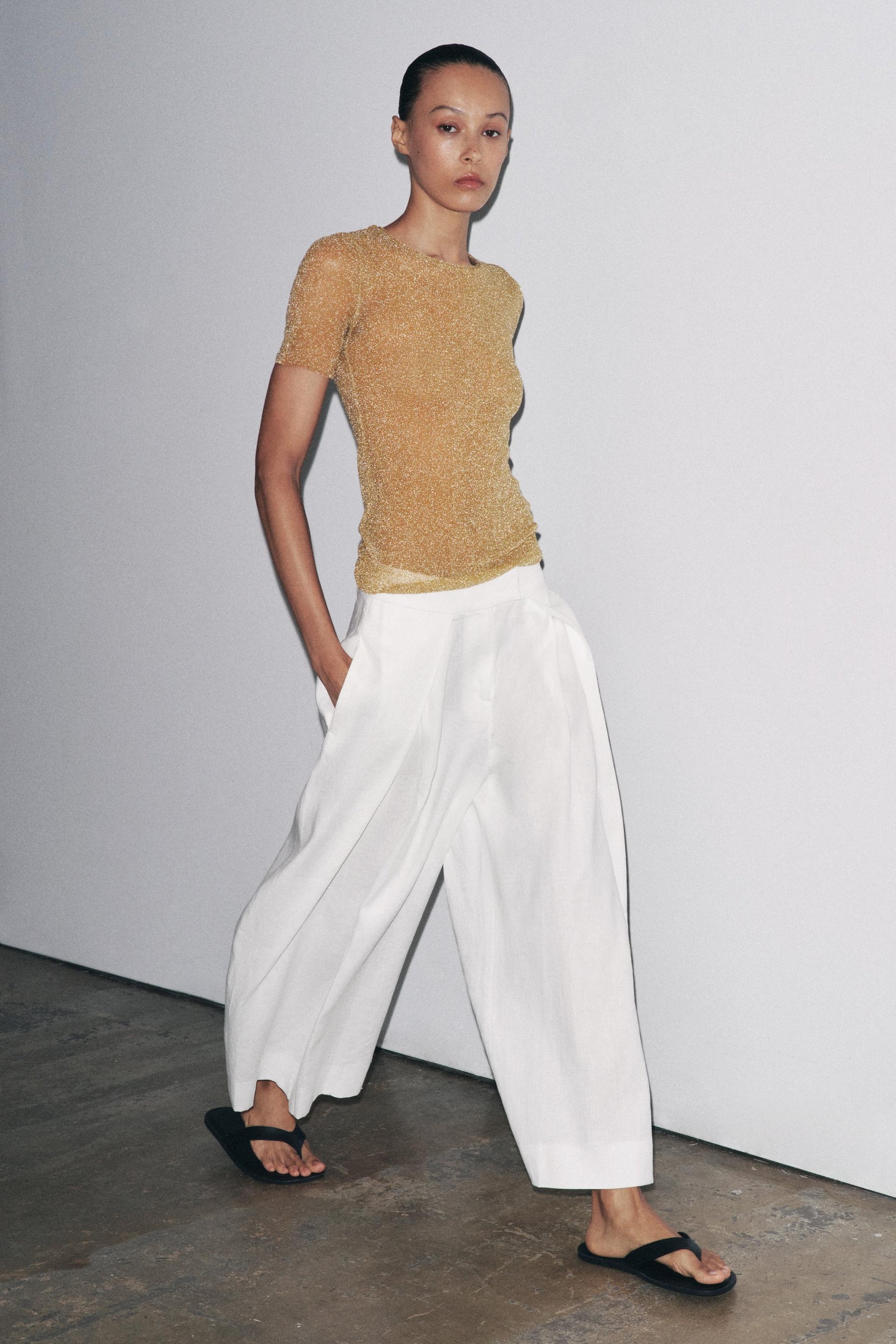 METALLIC SHORT SLEEVE SHIRT