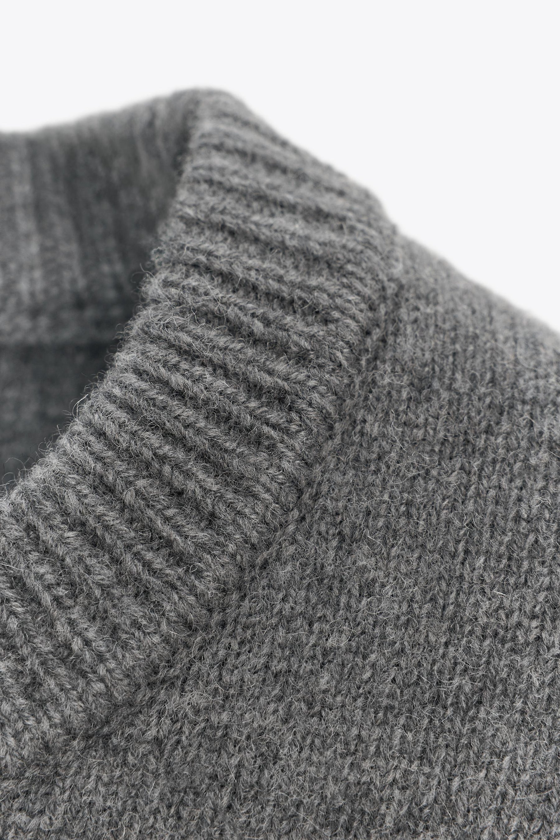 WOOL BLEND WAISTCOAT WITH SHOULDER PLEATS - Image 4