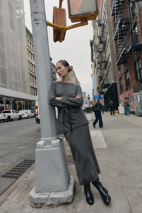 PLAIN KNIT MIDI SKIRT