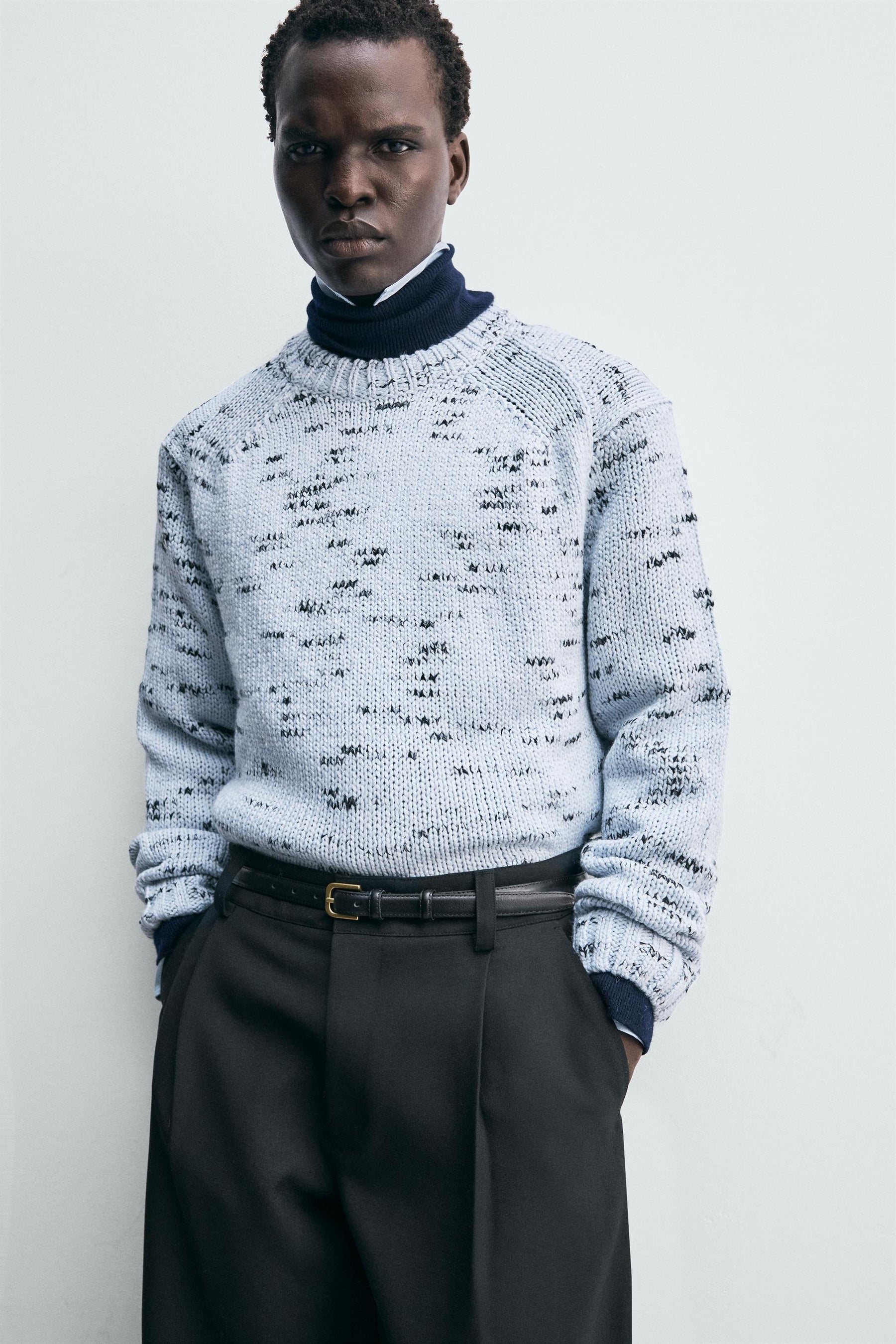CONTRAST TEXTURED JUMPER - Image 5