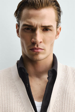 Textured Relaxed Cardigan