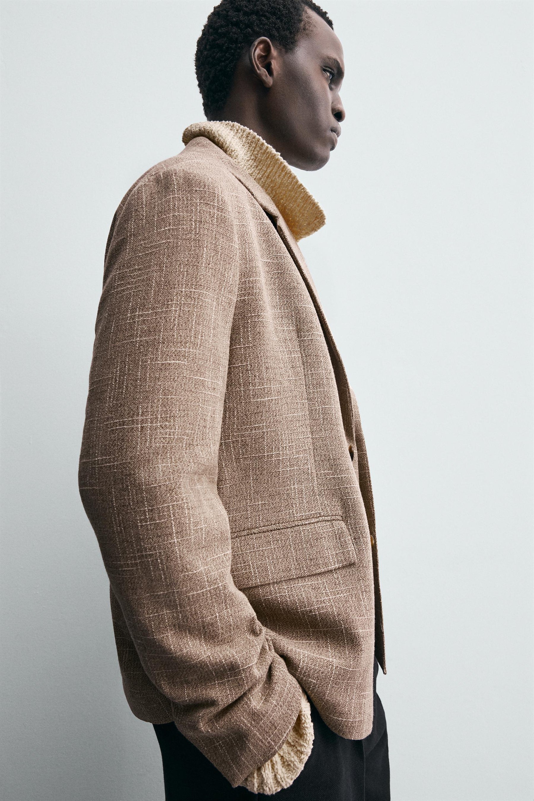 TEXTURED DOUBLE-BREASTED BLAZER - Image 8