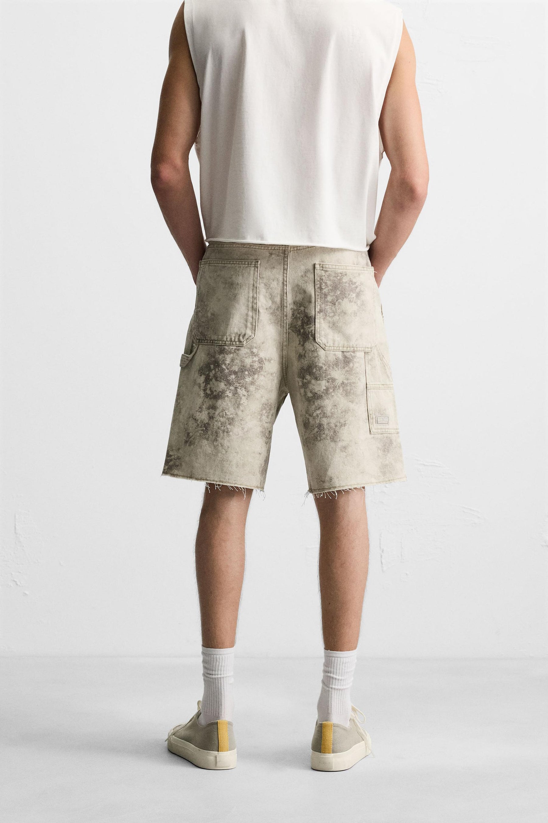 CARPENTER POCKET BERMUDA SHORTS - Image 3