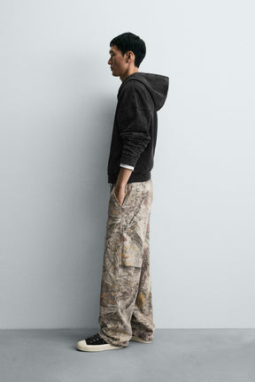 ABSTRACT PRINT CARPENTER TROUSERS - Image 4