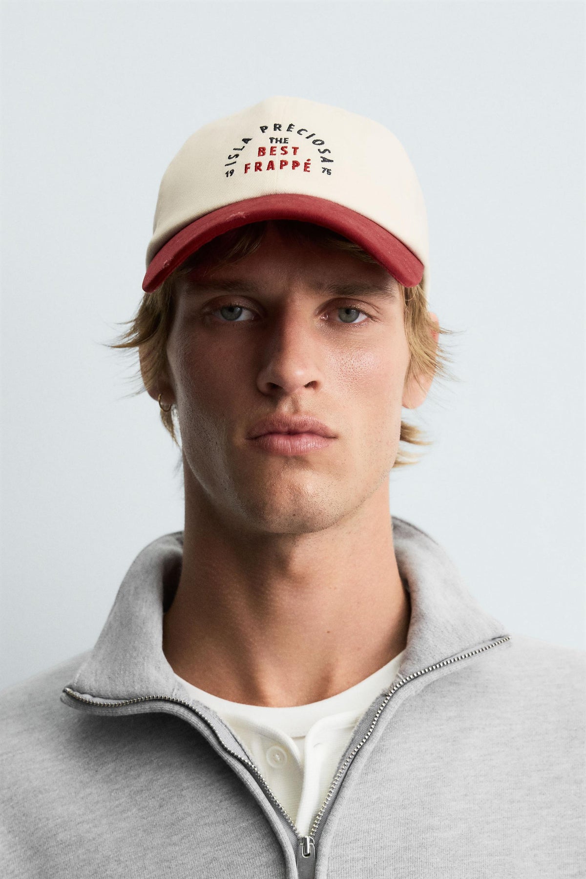 CONTRAST EMBROIDERY CAP - Image 1