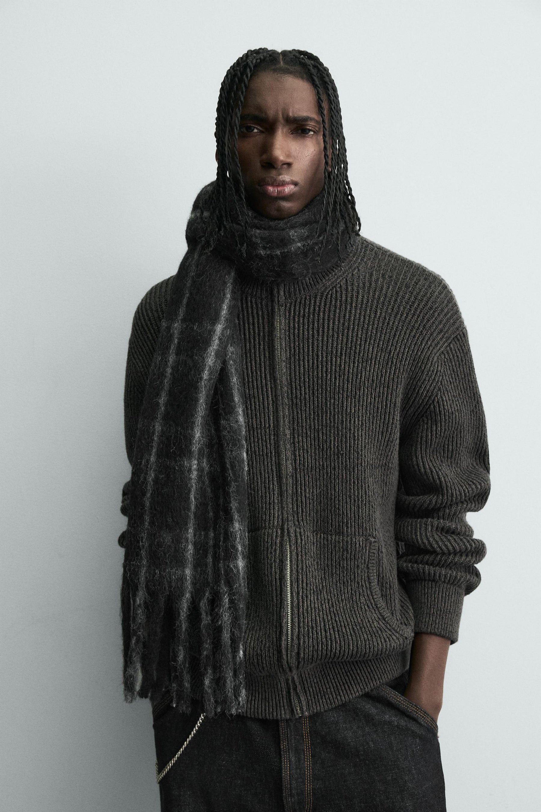 CHECK SCARF WITH FRINGING - Image 2