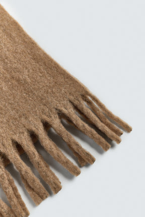 BRUSHED TEXTURED FRINGED SCARF - Image 3