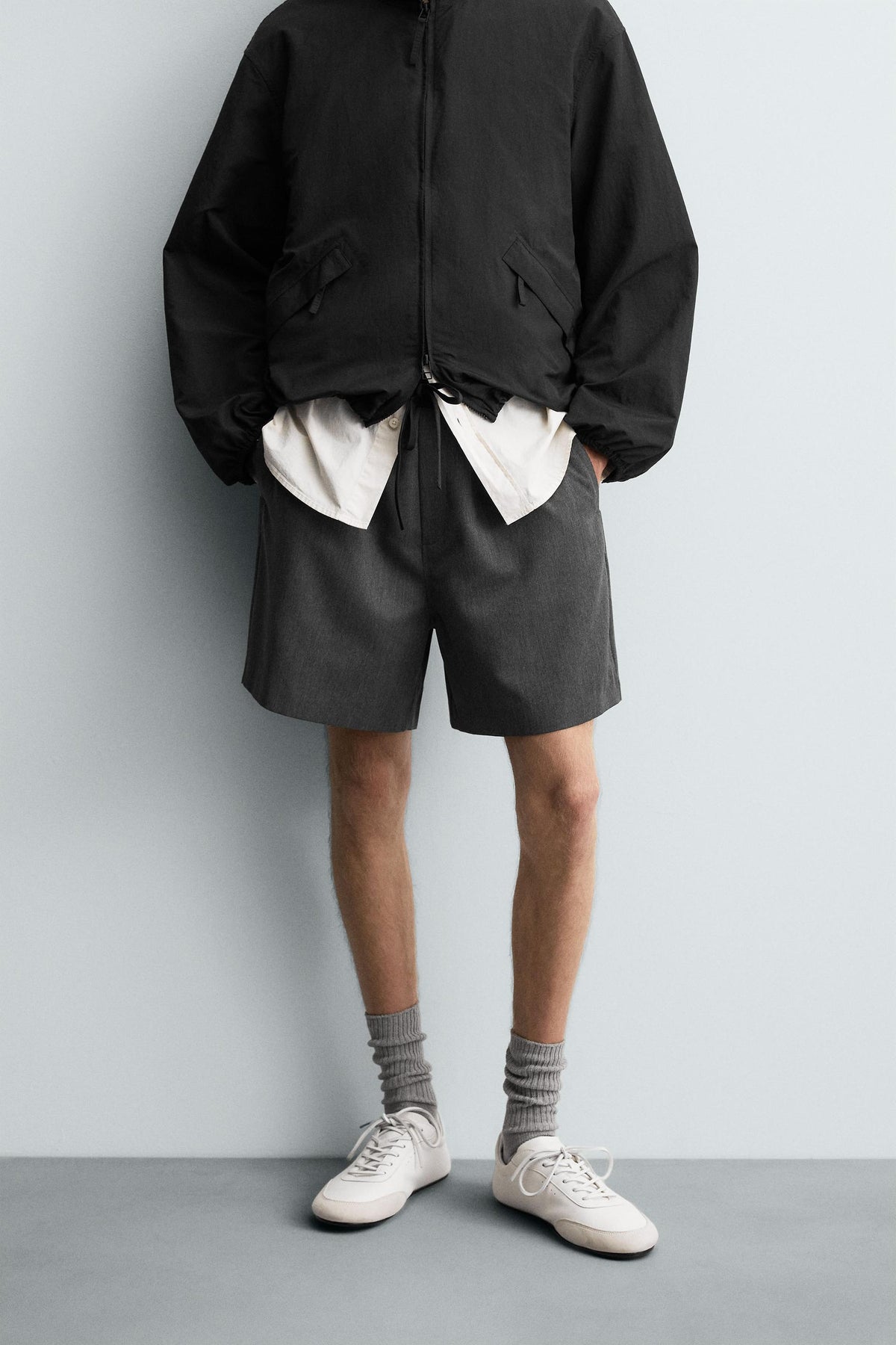 CONTRAST WAIST BERMUDA SHORTS - Image 2